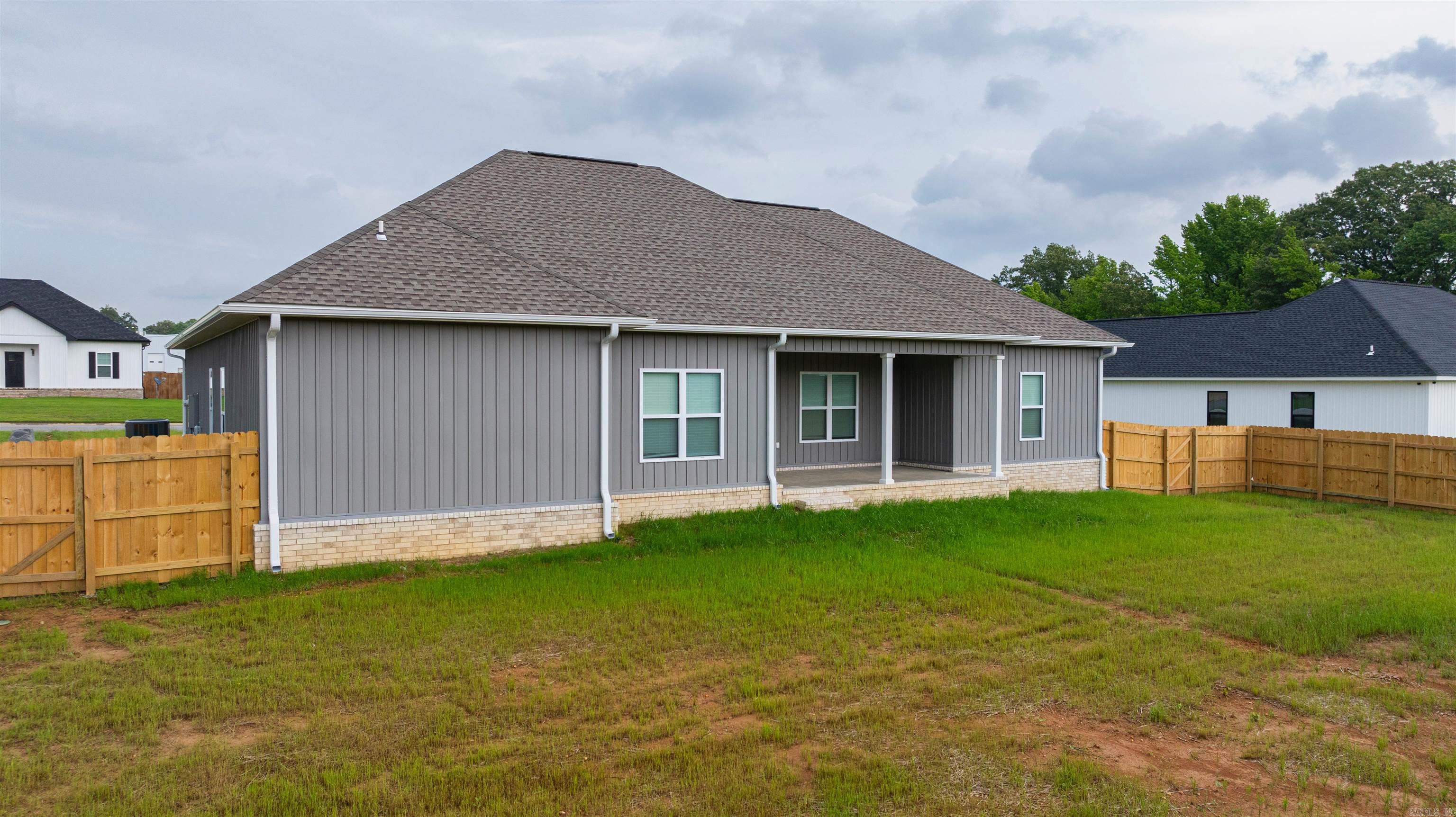 BUFFALO CREEK ESTATES - Residential