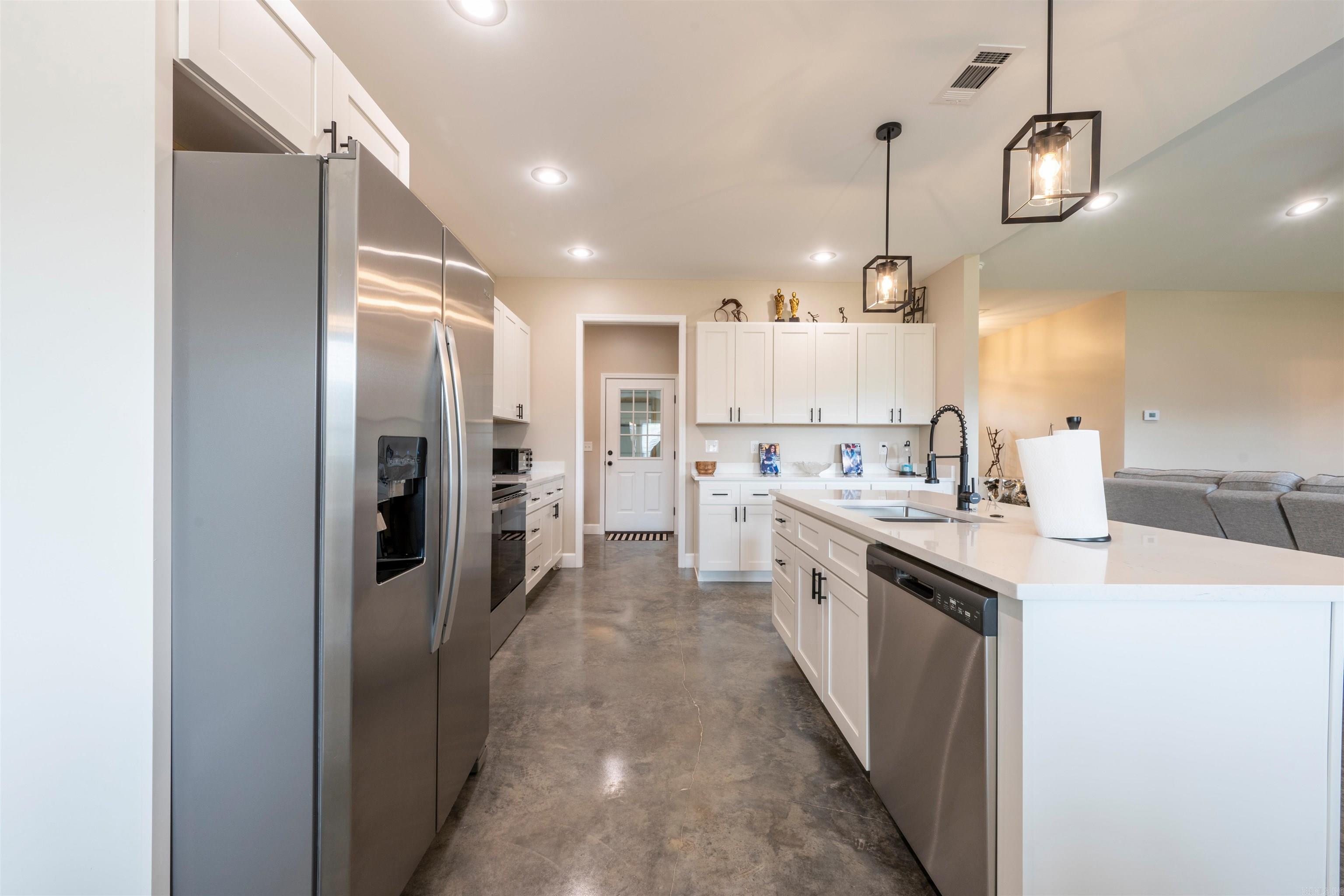 BUFFALO CREEK ESTATES - Residential