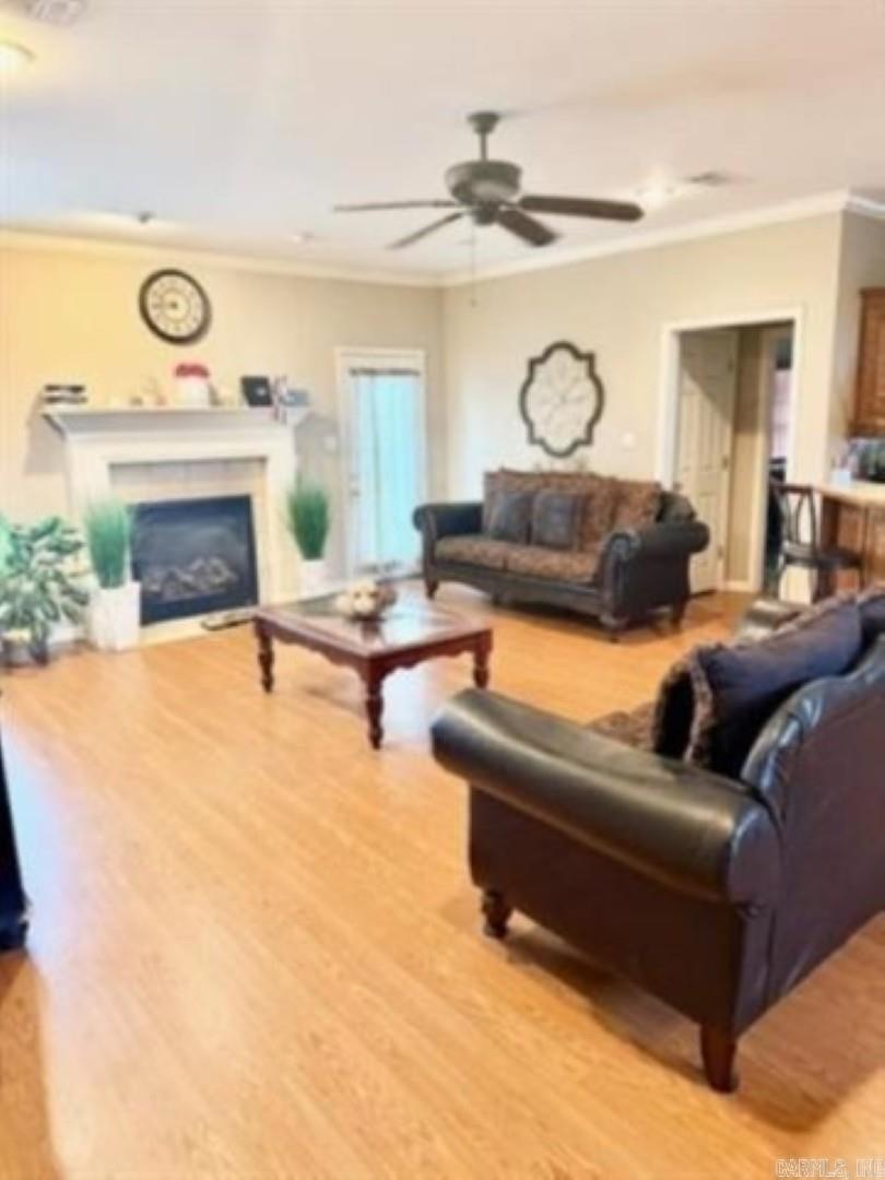 HEARTWOOD PLACE - Residential