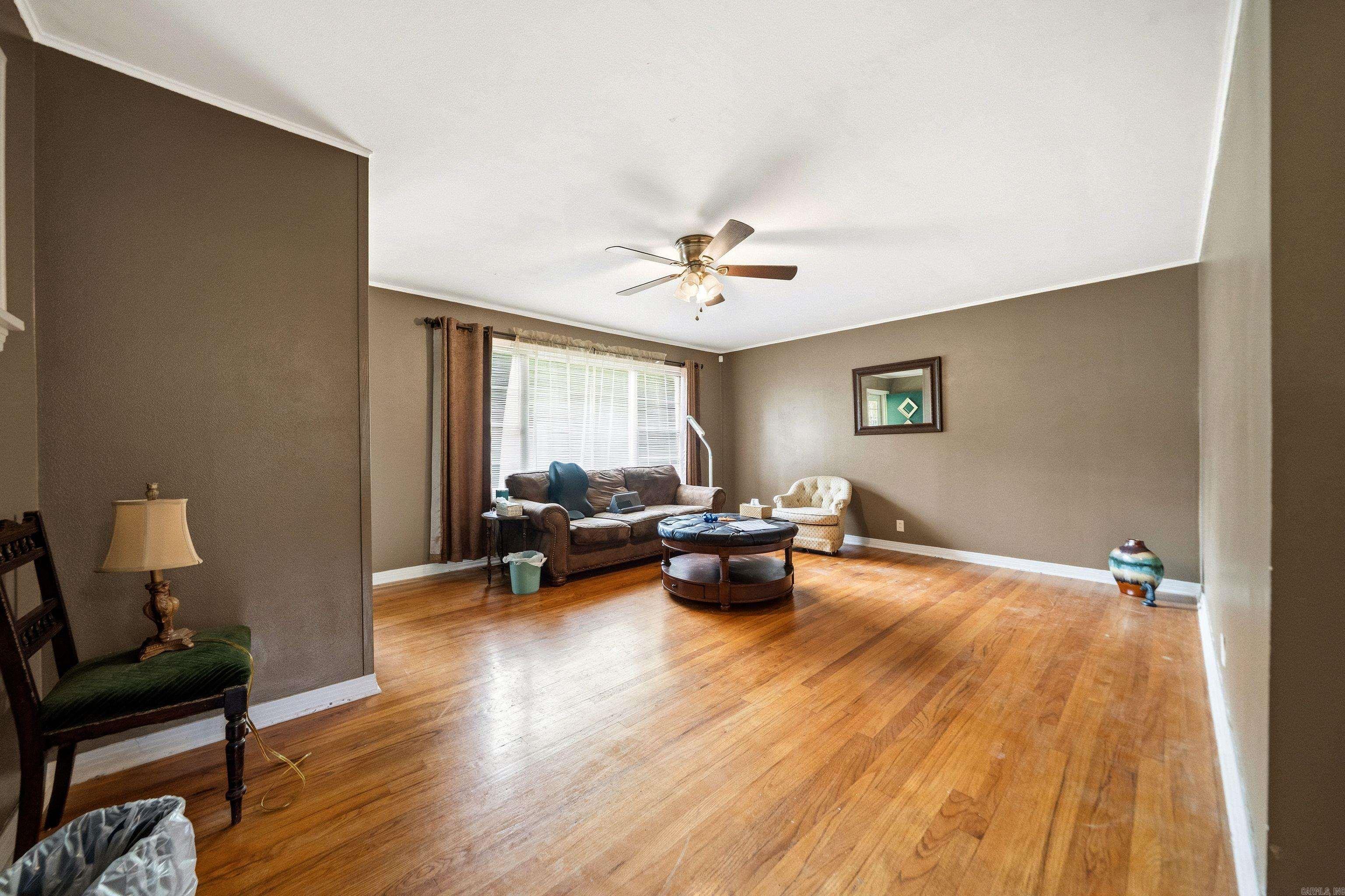 CHANCELLOR - Residential