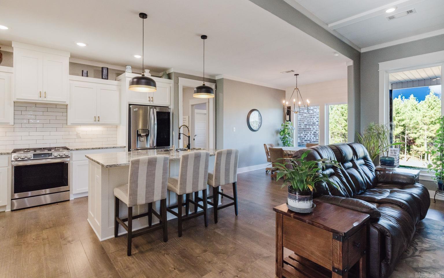 HERITAGE VILLAGE - Residential