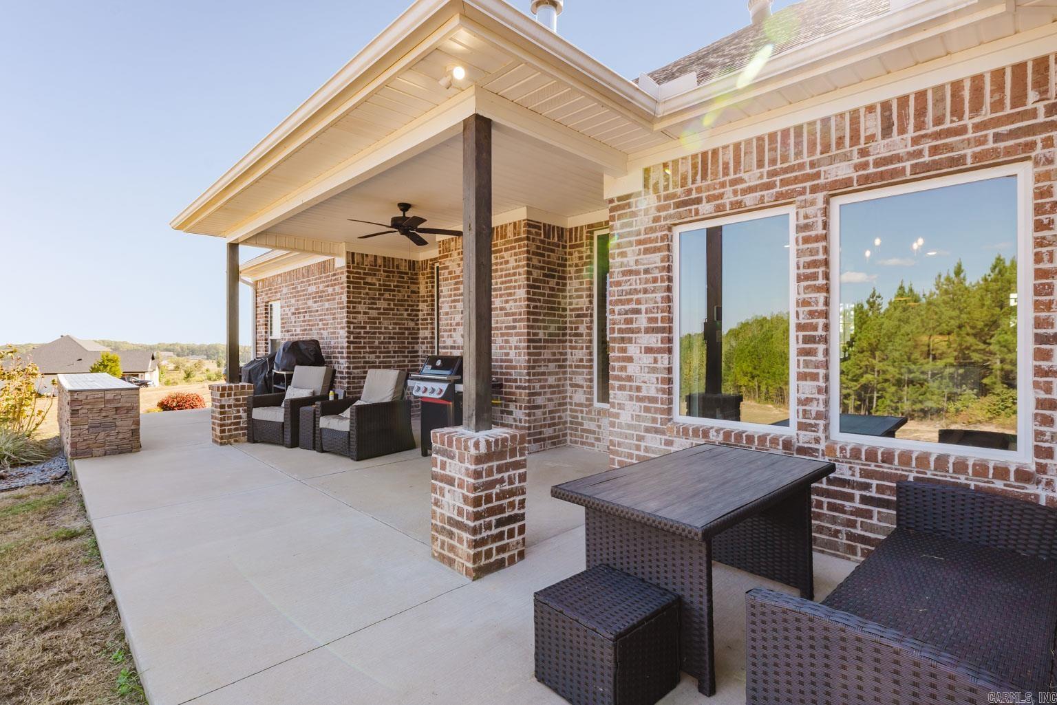 HERITAGE VILLAGE - Residential