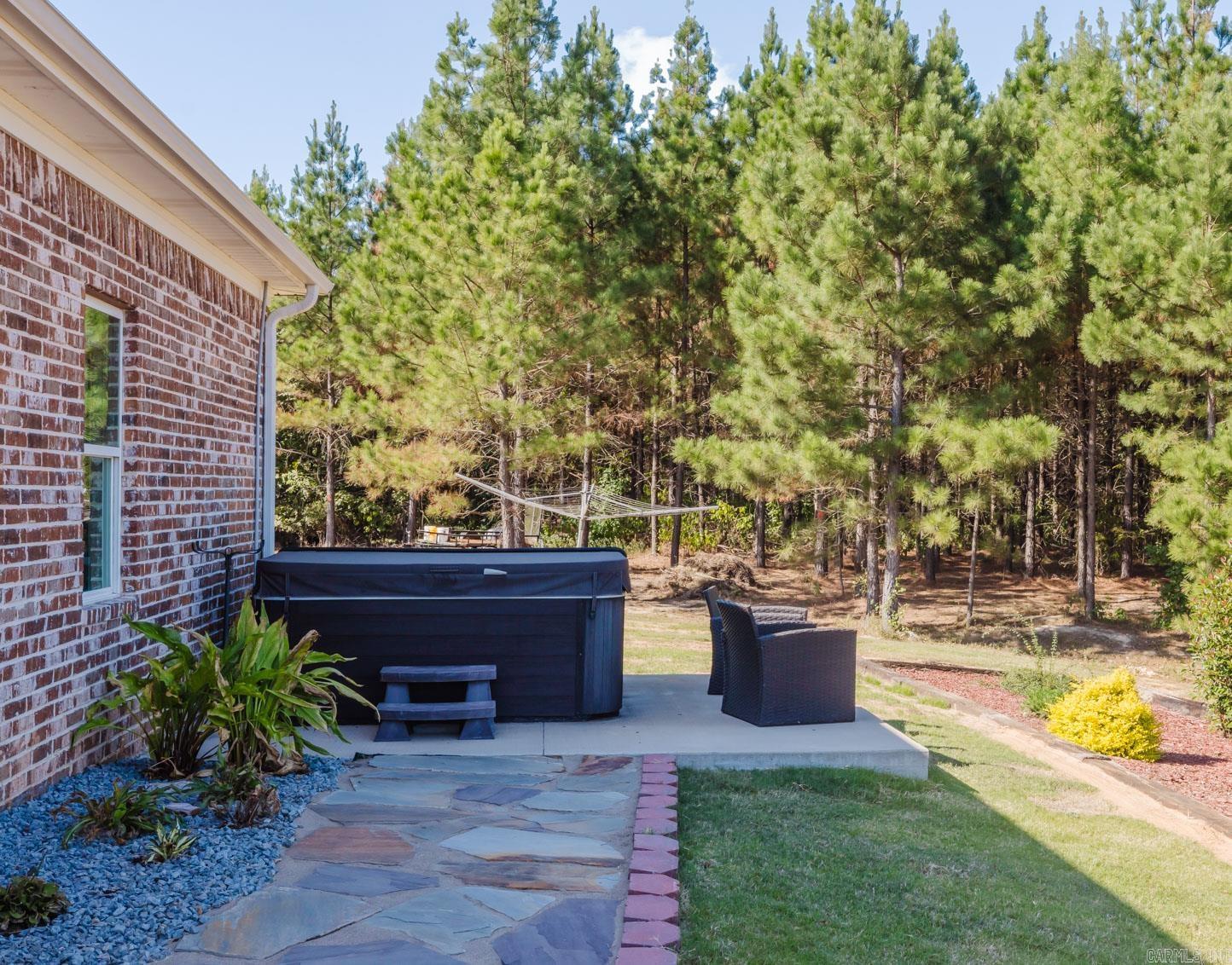 HERITAGE VILLAGE - Residential