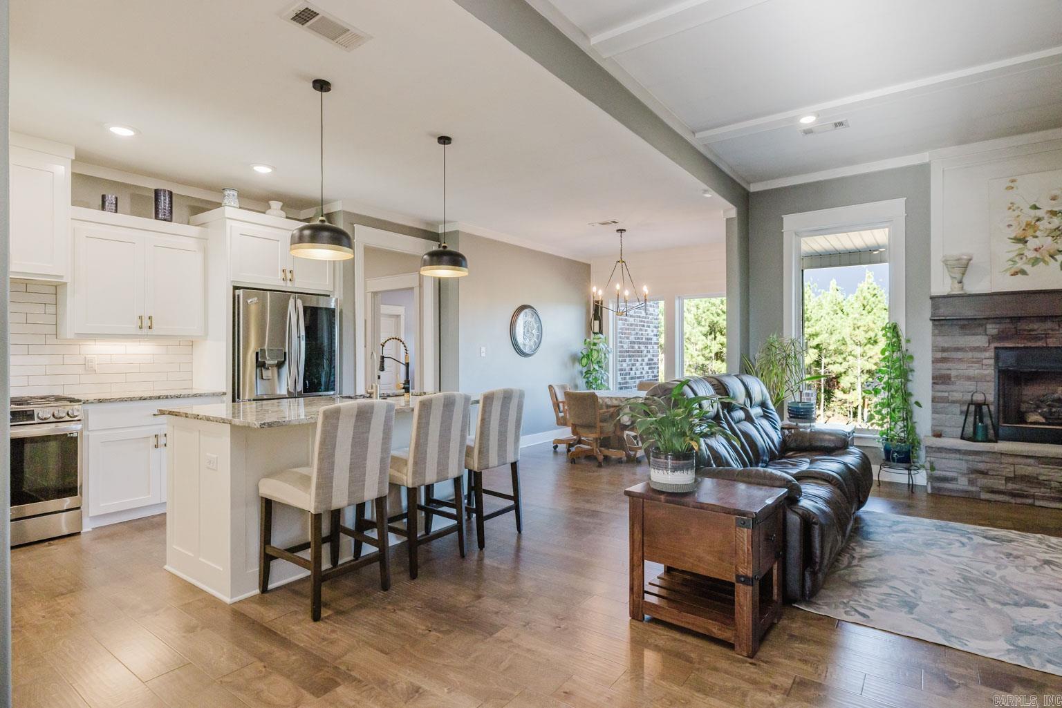 HERITAGE VILLAGE - Residential
