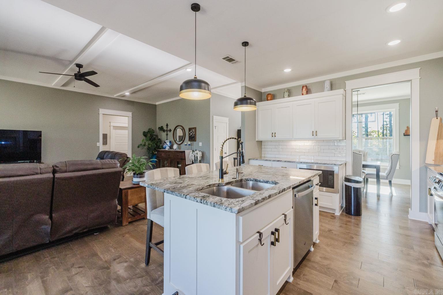 HERITAGE VILLAGE - Residential