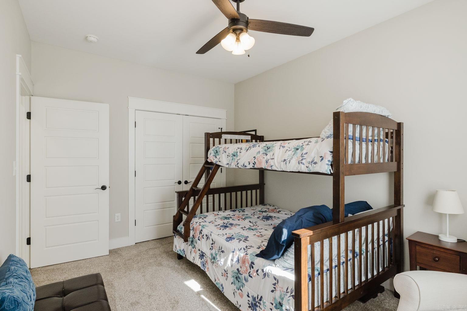 HERITAGE VILLAGE - Residential