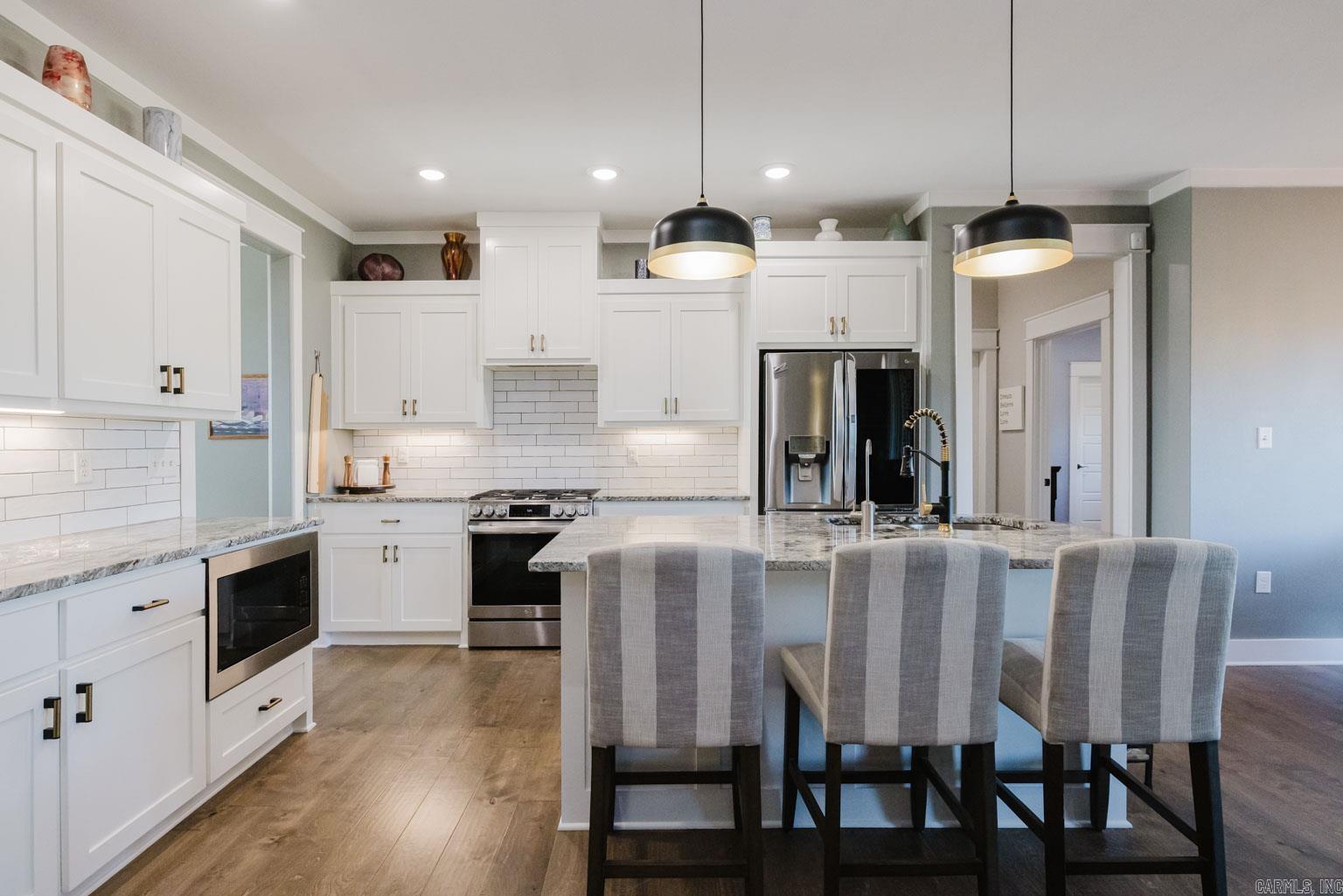 HERITAGE VILLAGE - Residential