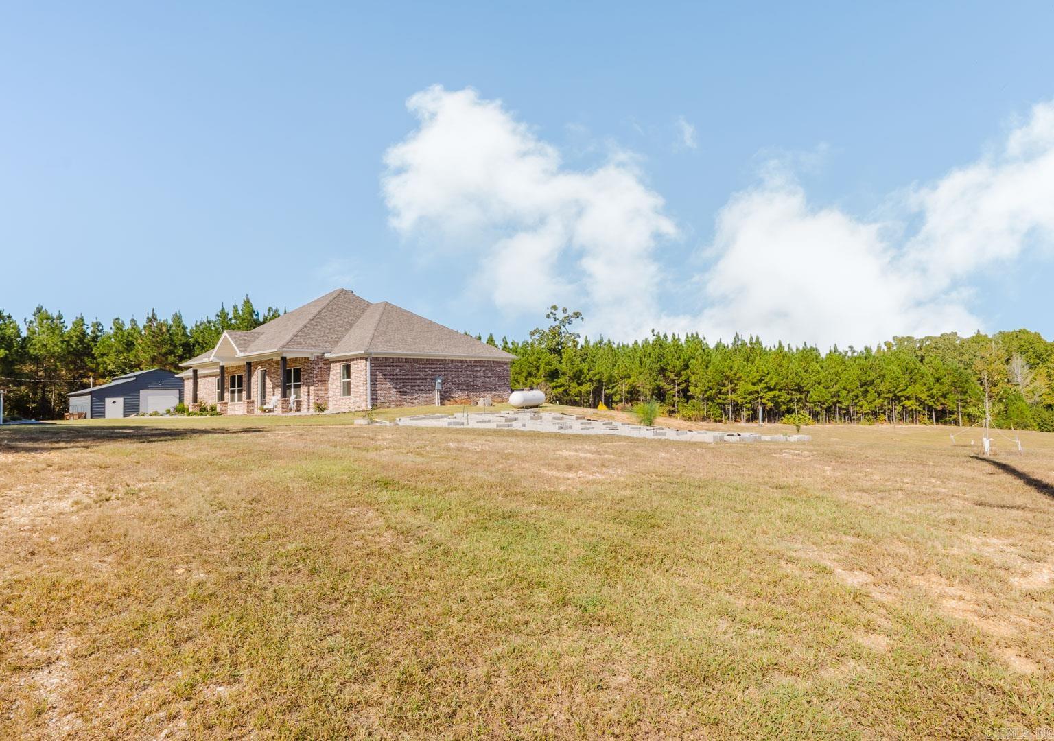 HERITAGE VILLAGE - Residential