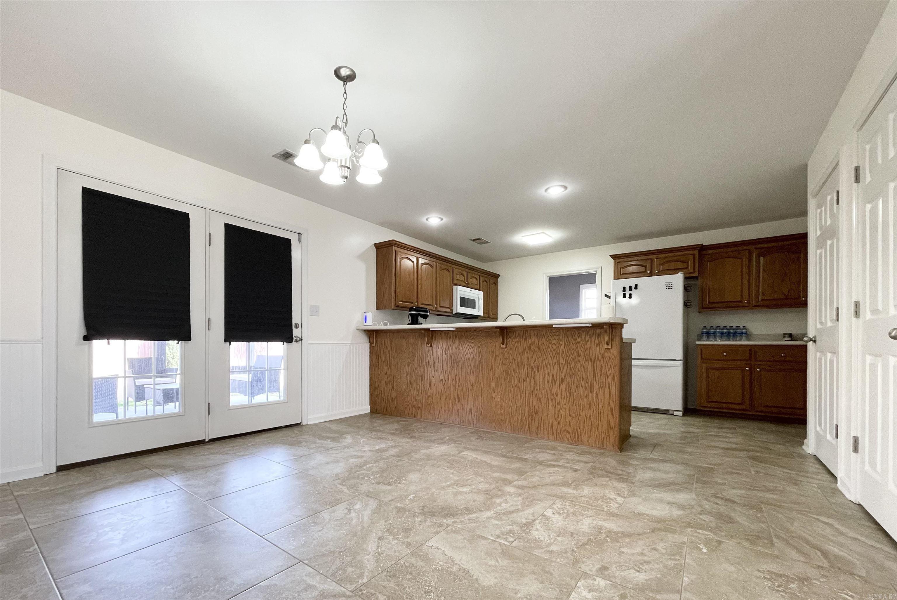 APACHE ACRES - Residential