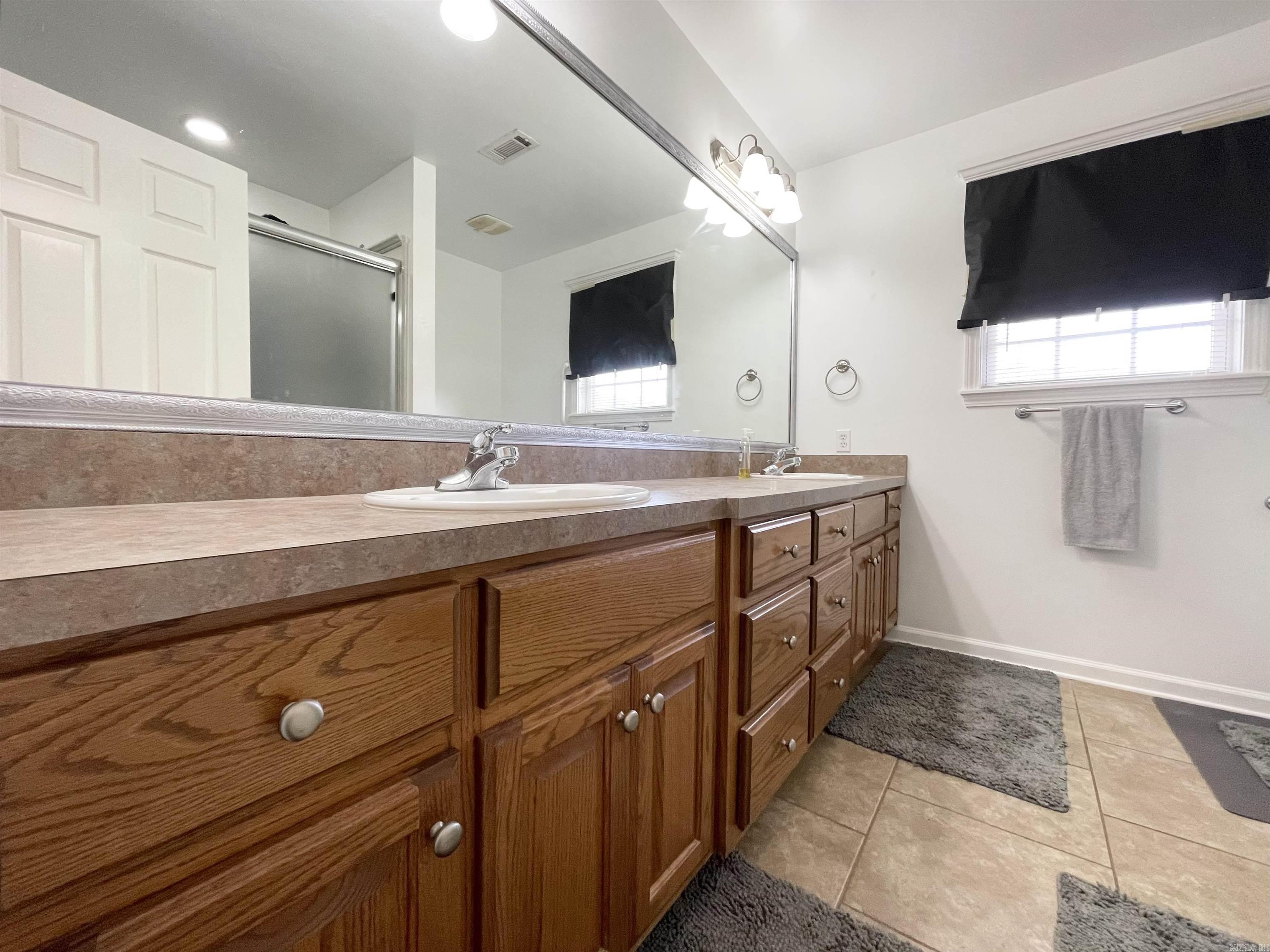 APACHE ACRES - Residential