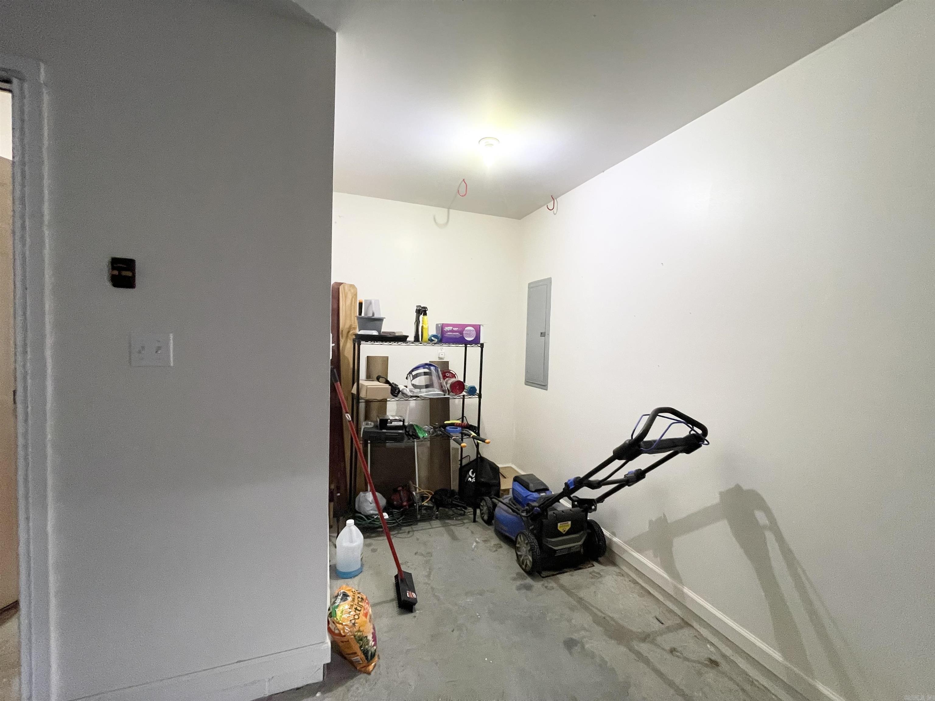 APACHE ACRES - Residential