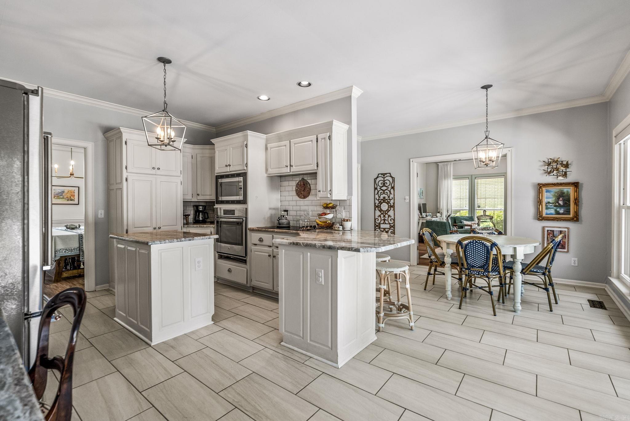 CHENAL VALLEY ABERDEEN - Residential