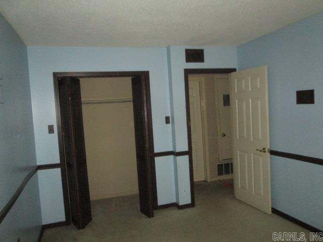 Smoking Oaks - Residential