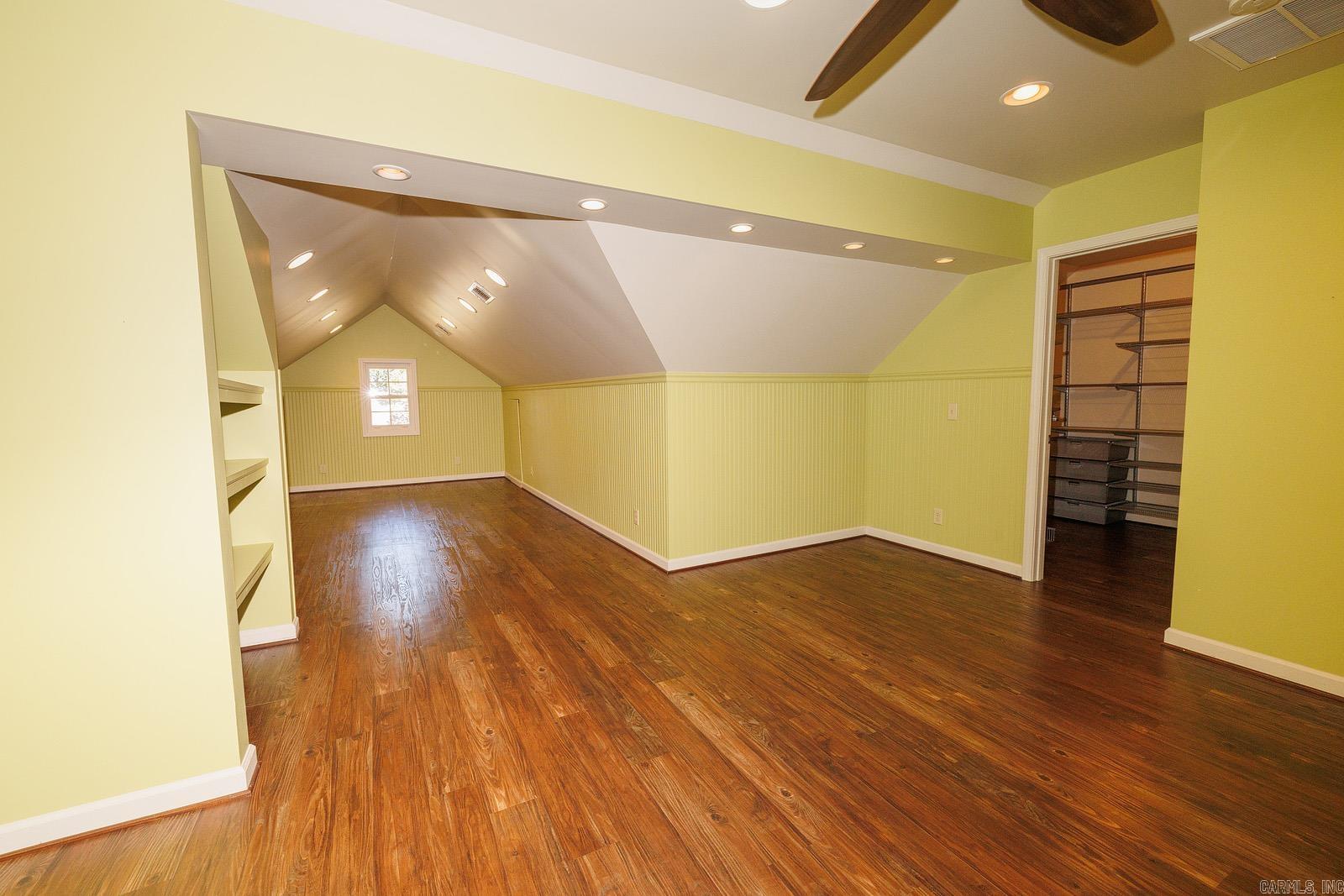 BIG PINE - Residential