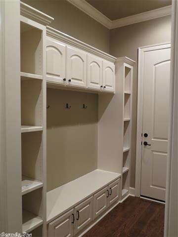 WOODLANDS EDGE - Residential