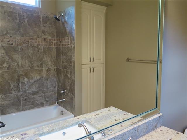 WOODLANDS EDGE - Residential