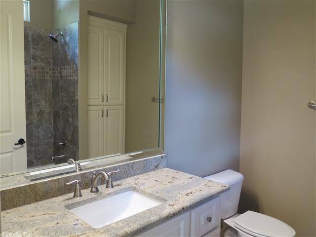 WOODLANDS EDGE - Residential