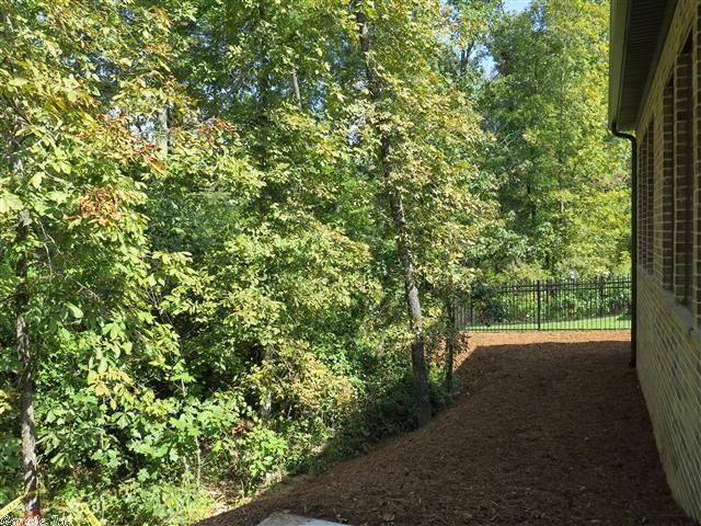 WOODLANDS EDGE - Residential