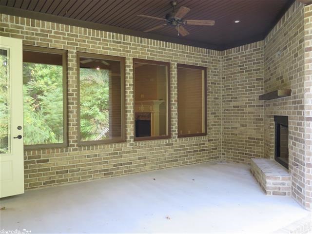 WOODLANDS EDGE - Residential