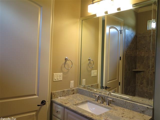 WOODLANDS EDGE - Residential