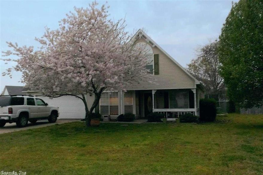 Nice 3 bedroom, 2 bath home with a good size lot at the end of the road. The property has a fabulous location close to the NEA Baptist hospital, grocery store, and shopping. This is a user friendly floor plan with the master bedroom on the main level and two bedrooms and a bath upstairs. All the bedrooms have huge walk-in closets. Enjoy grilling on the back patio or relaxing on the covered front porch.