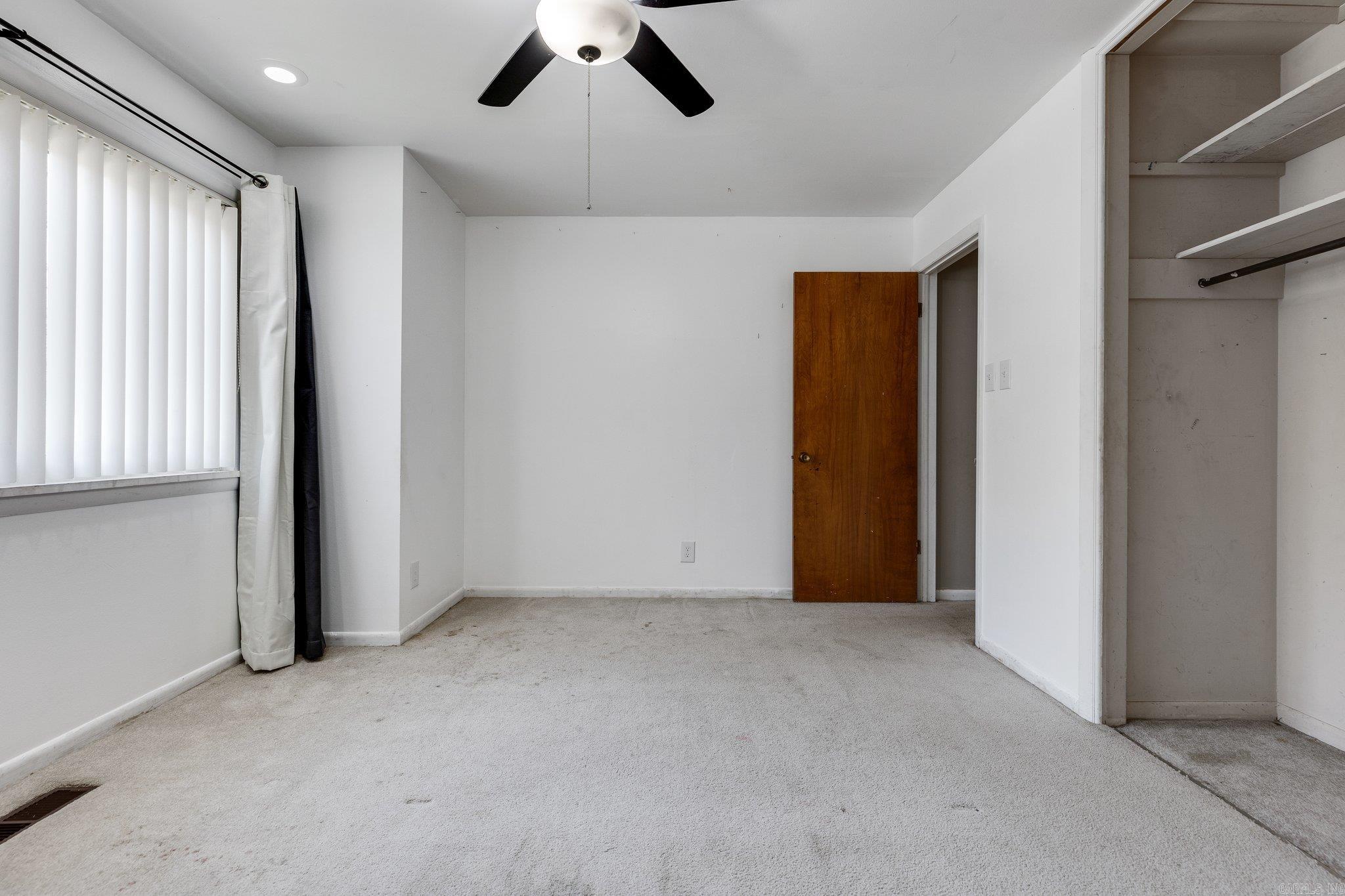 HALL PLAZA - Residential