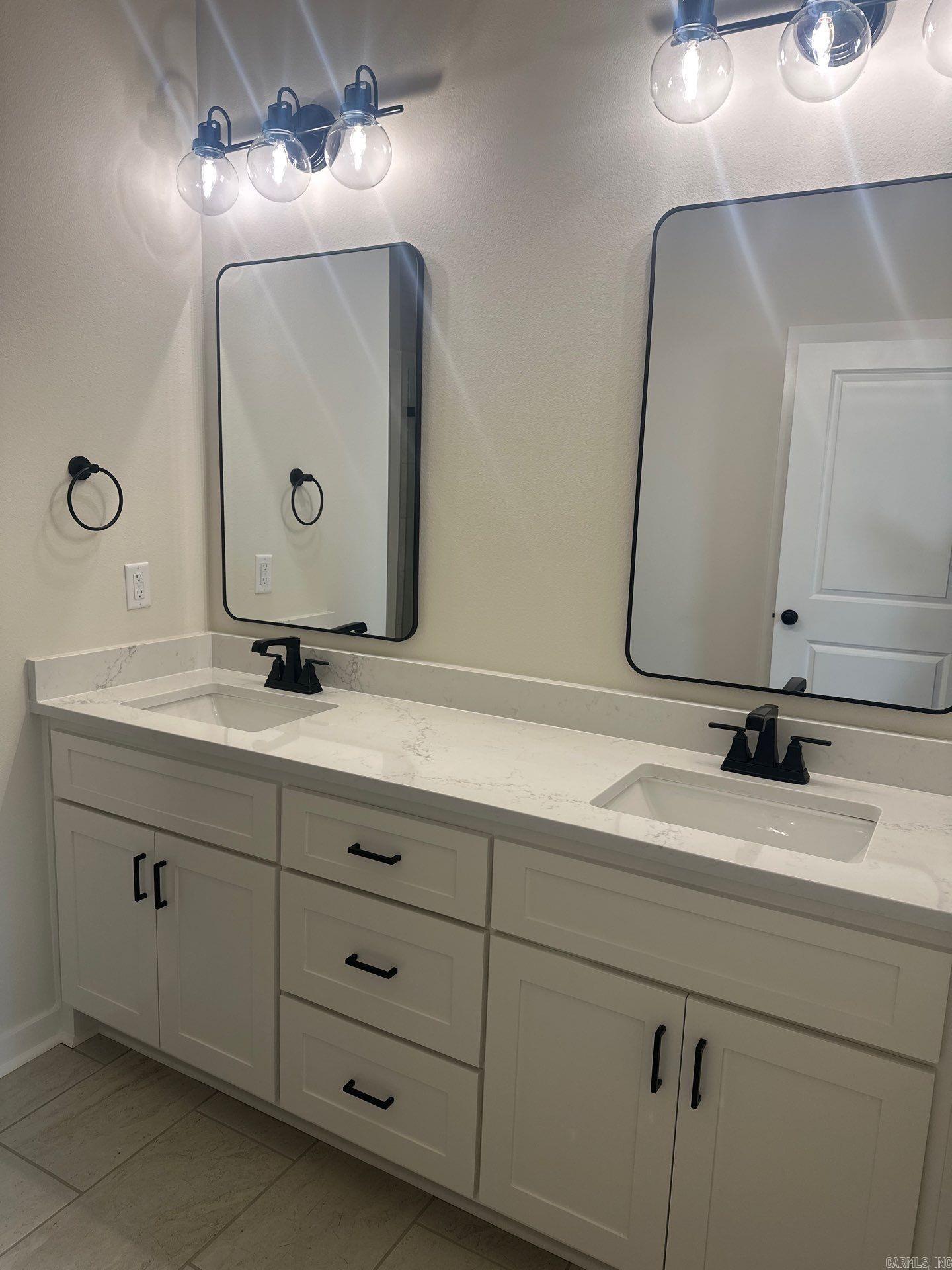 NORTHSHORE RIDGE - Residential