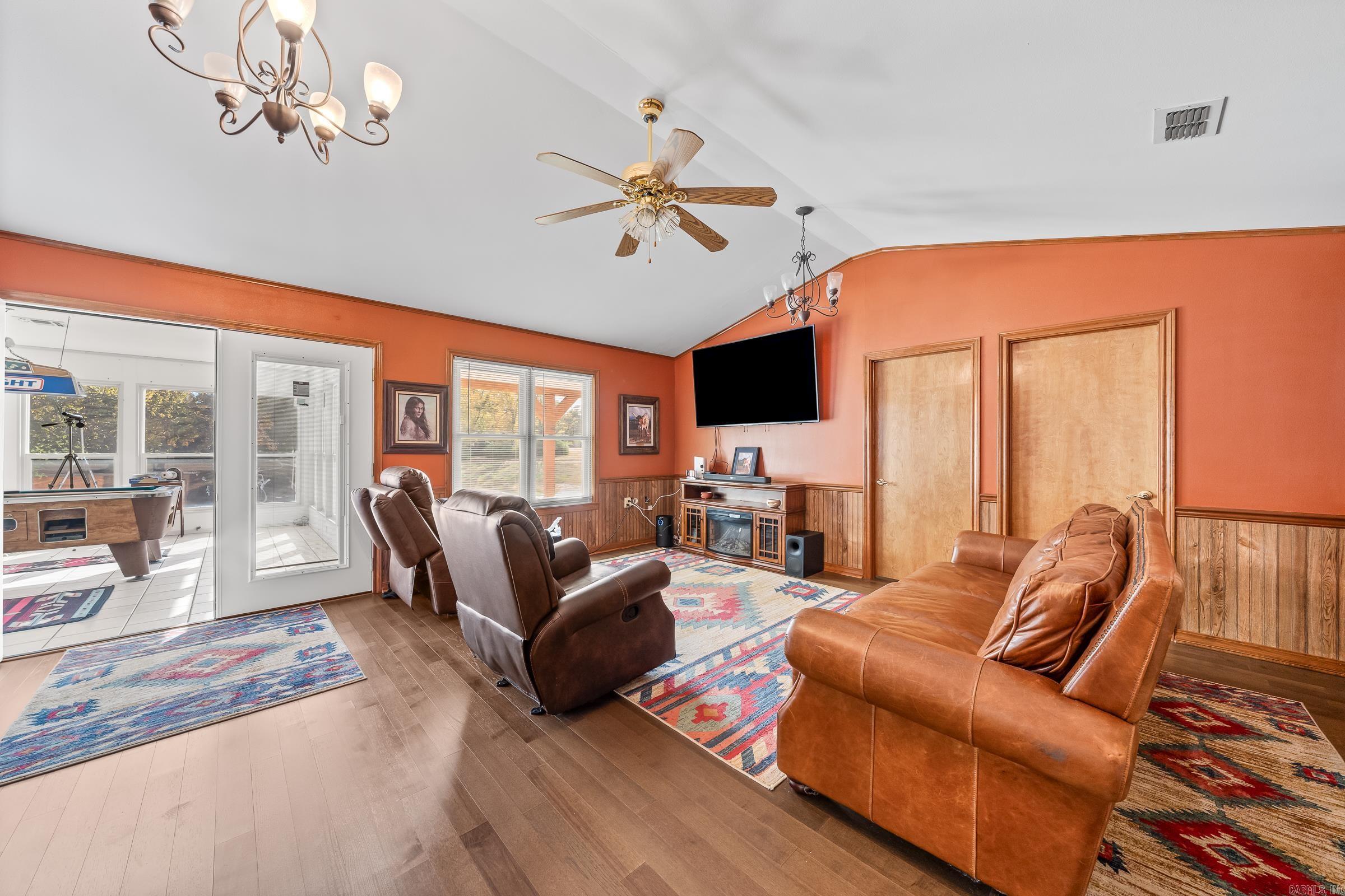 Metes & Bounds - Residential