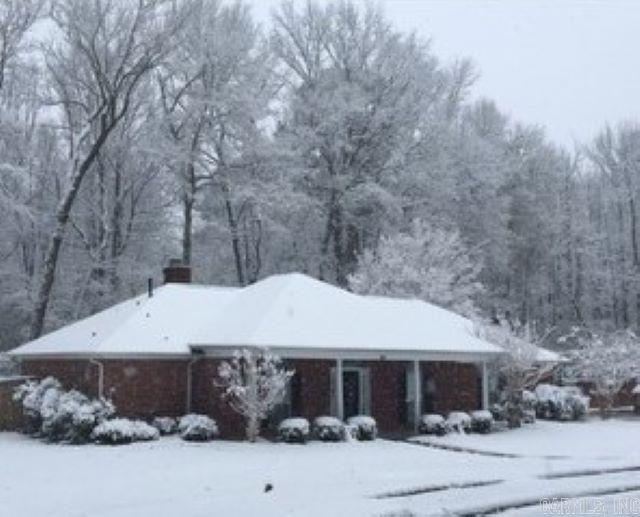 VIVIAN MANOR - Residential