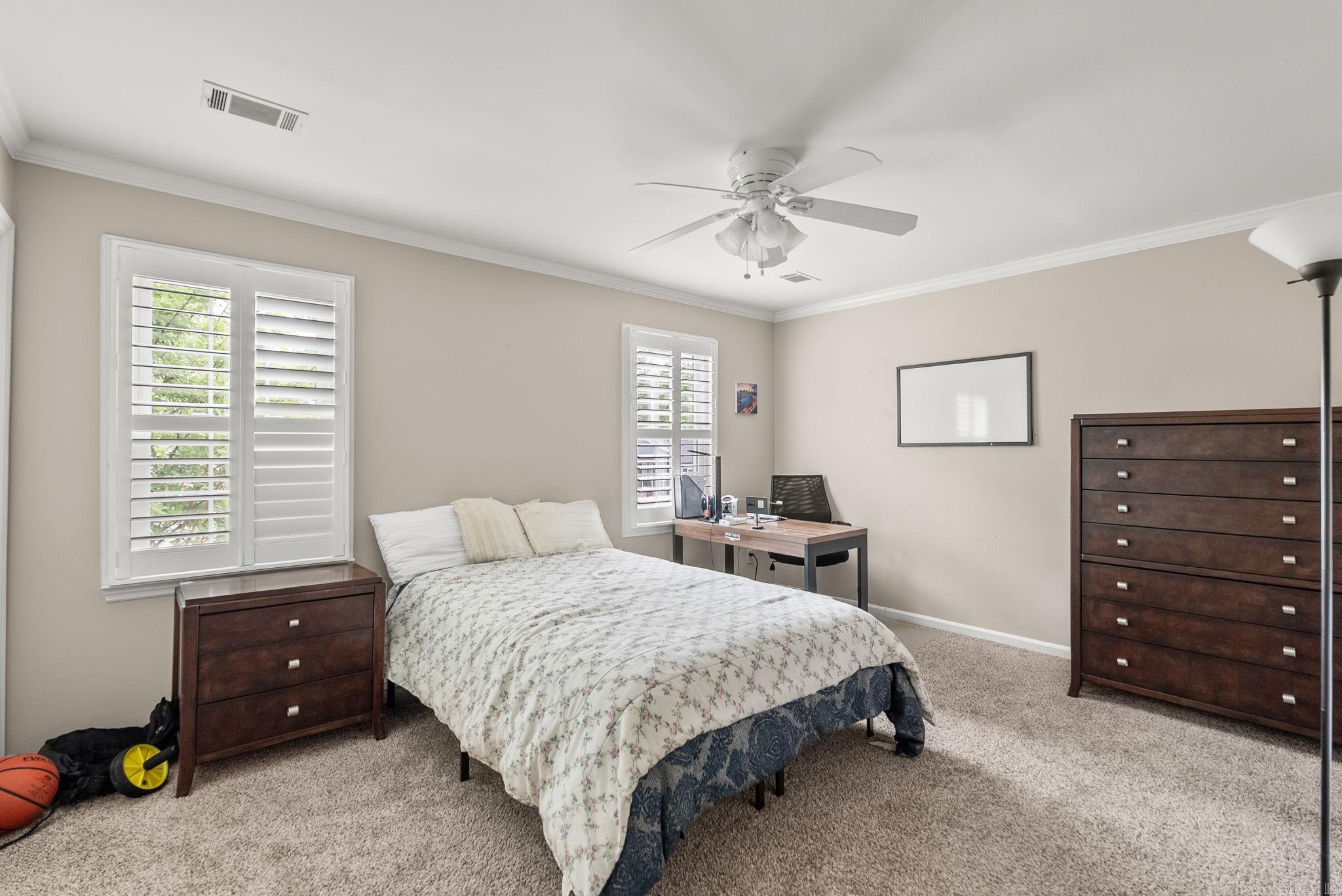 ANDOVER SQUARE - Residential