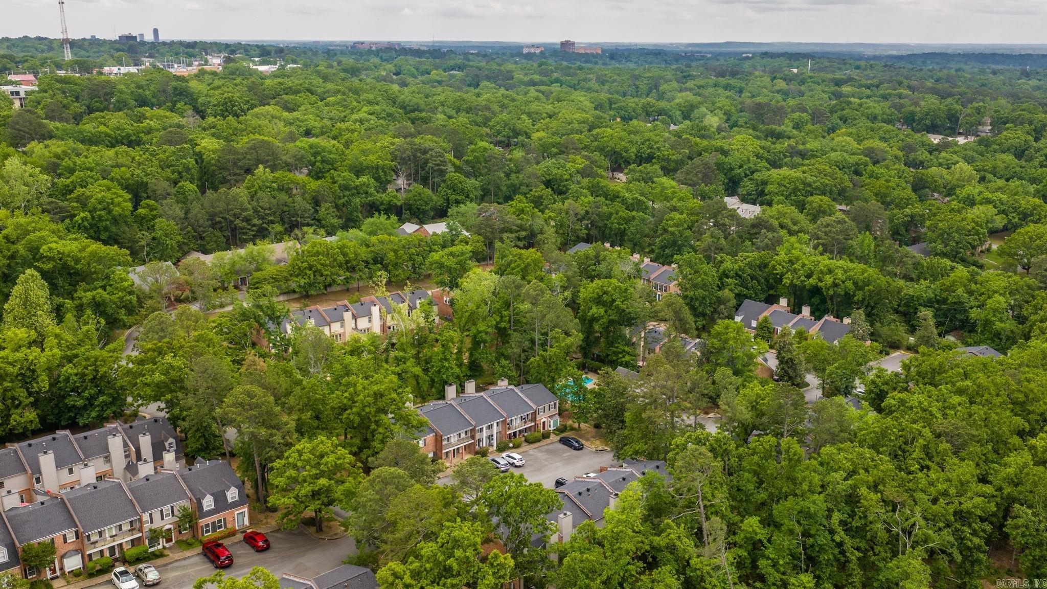 ANDOVER SQUARE - Residential