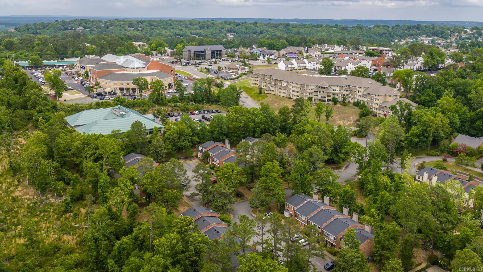 ANDOVER SQUARE - Residential