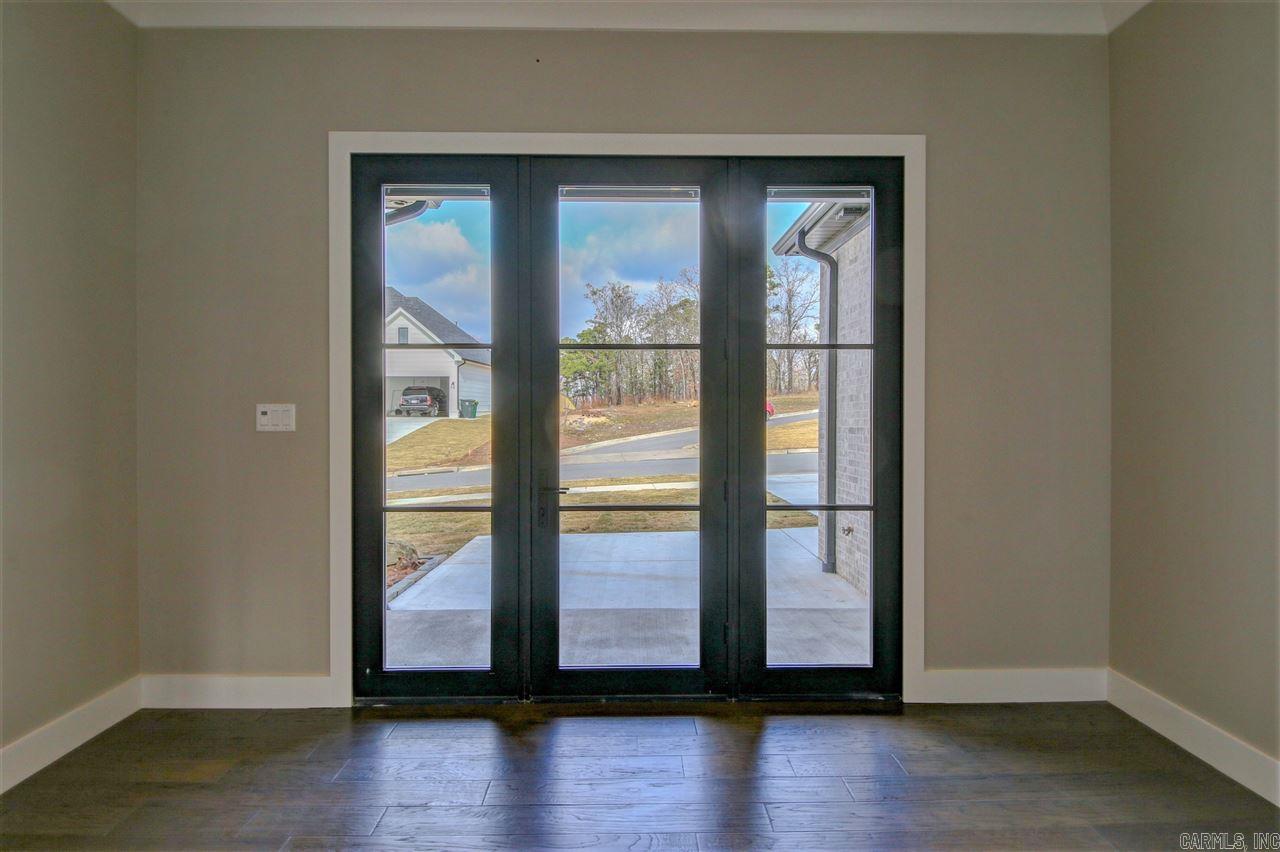 CHENAL VALLEY "FALSTONE COURT" - Residential