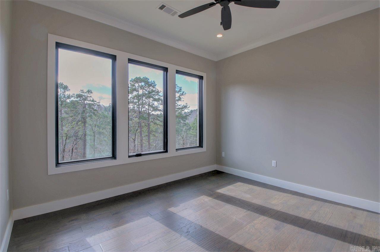 CHENAL VALLEY "FALSTONE COURT" - Residential