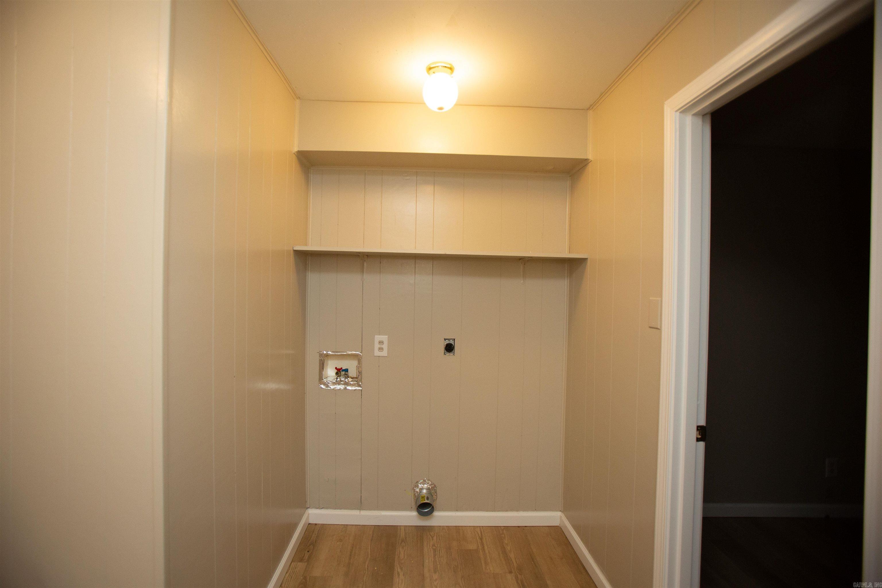 Queen Manor - Residential Lease