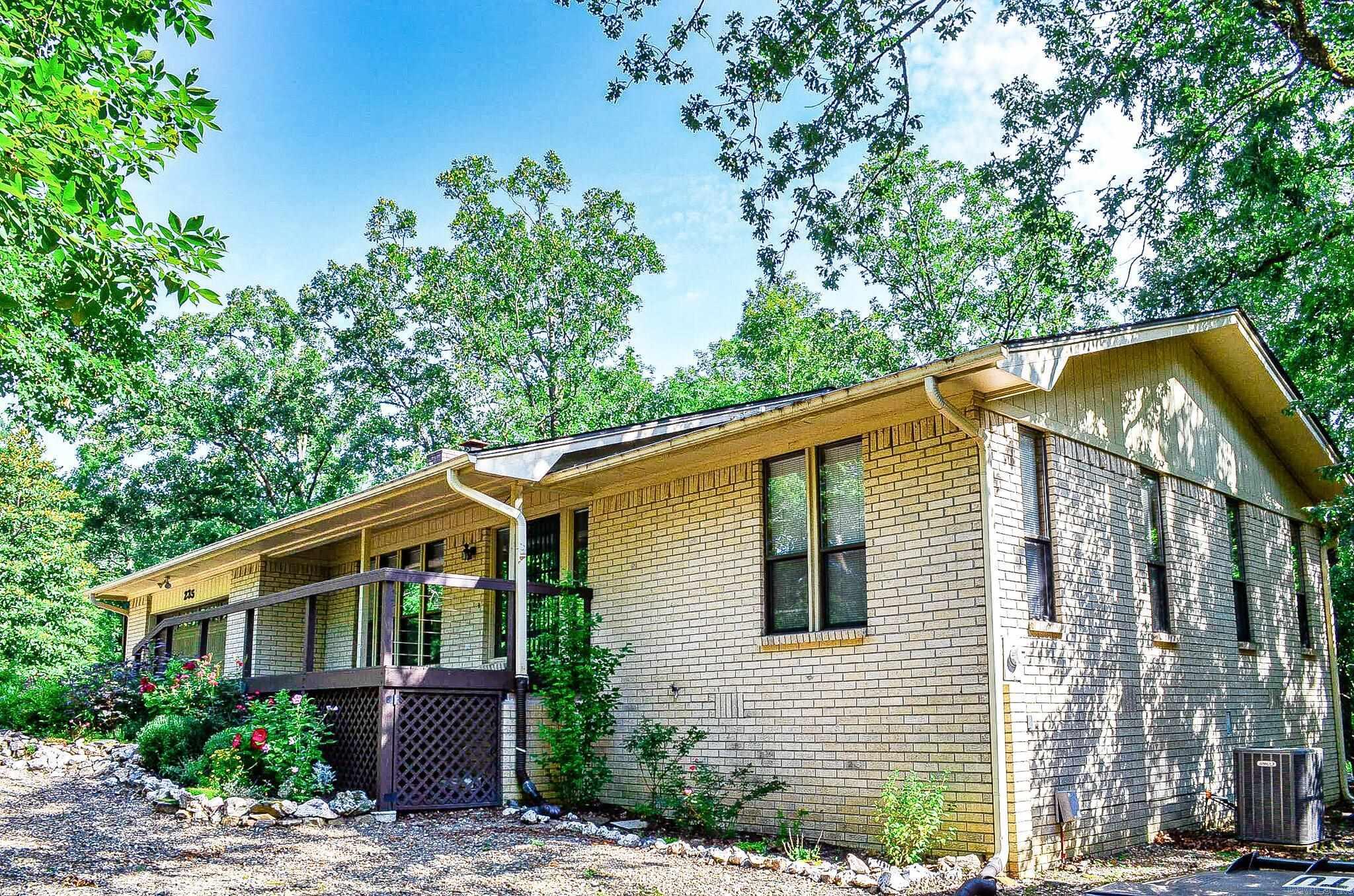 PYRENEES - Residential