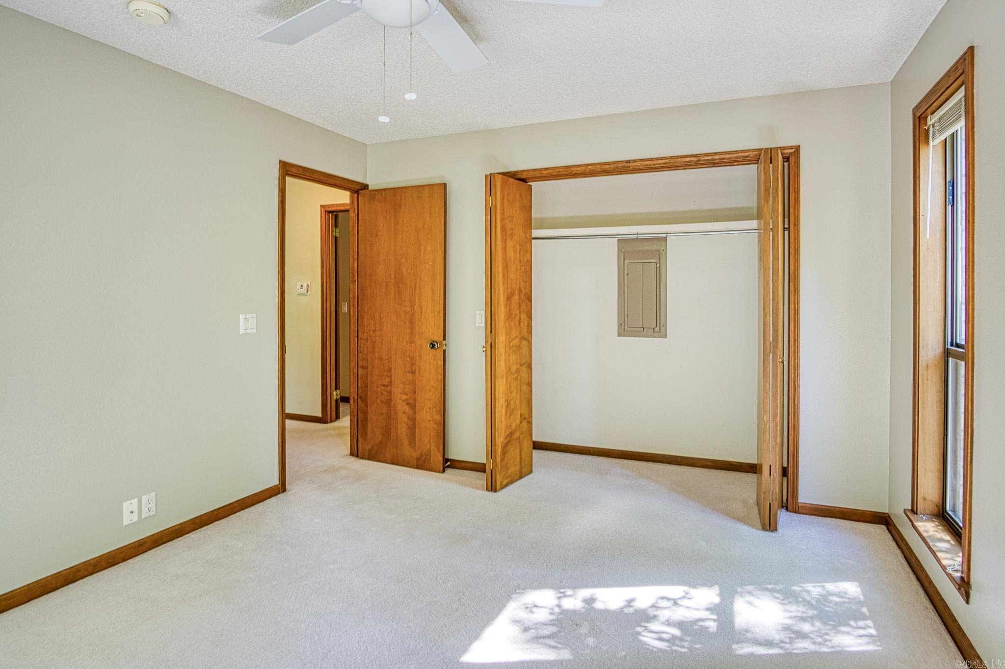 PYRENEES - Residential