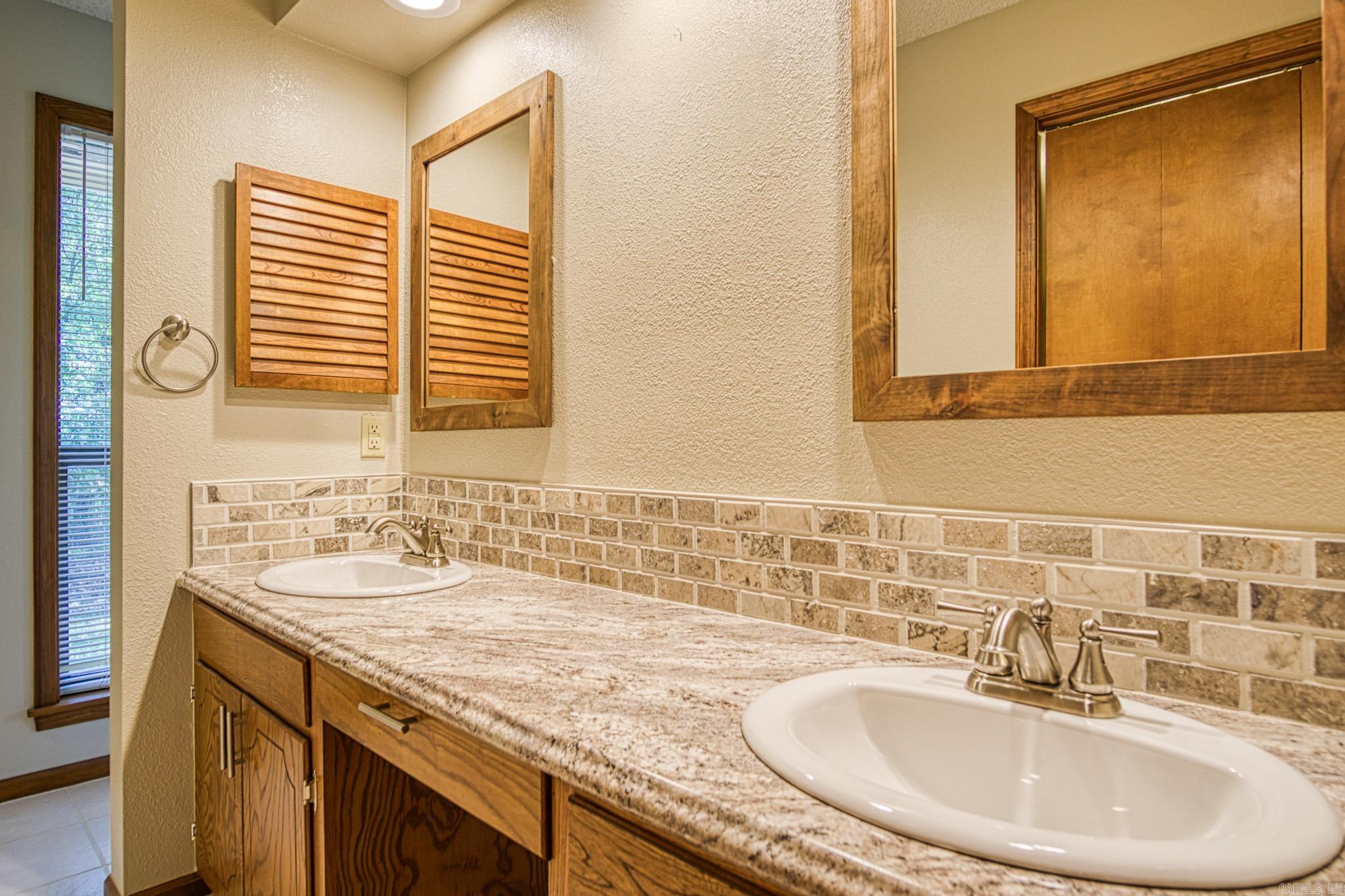 PYRENEES - Residential