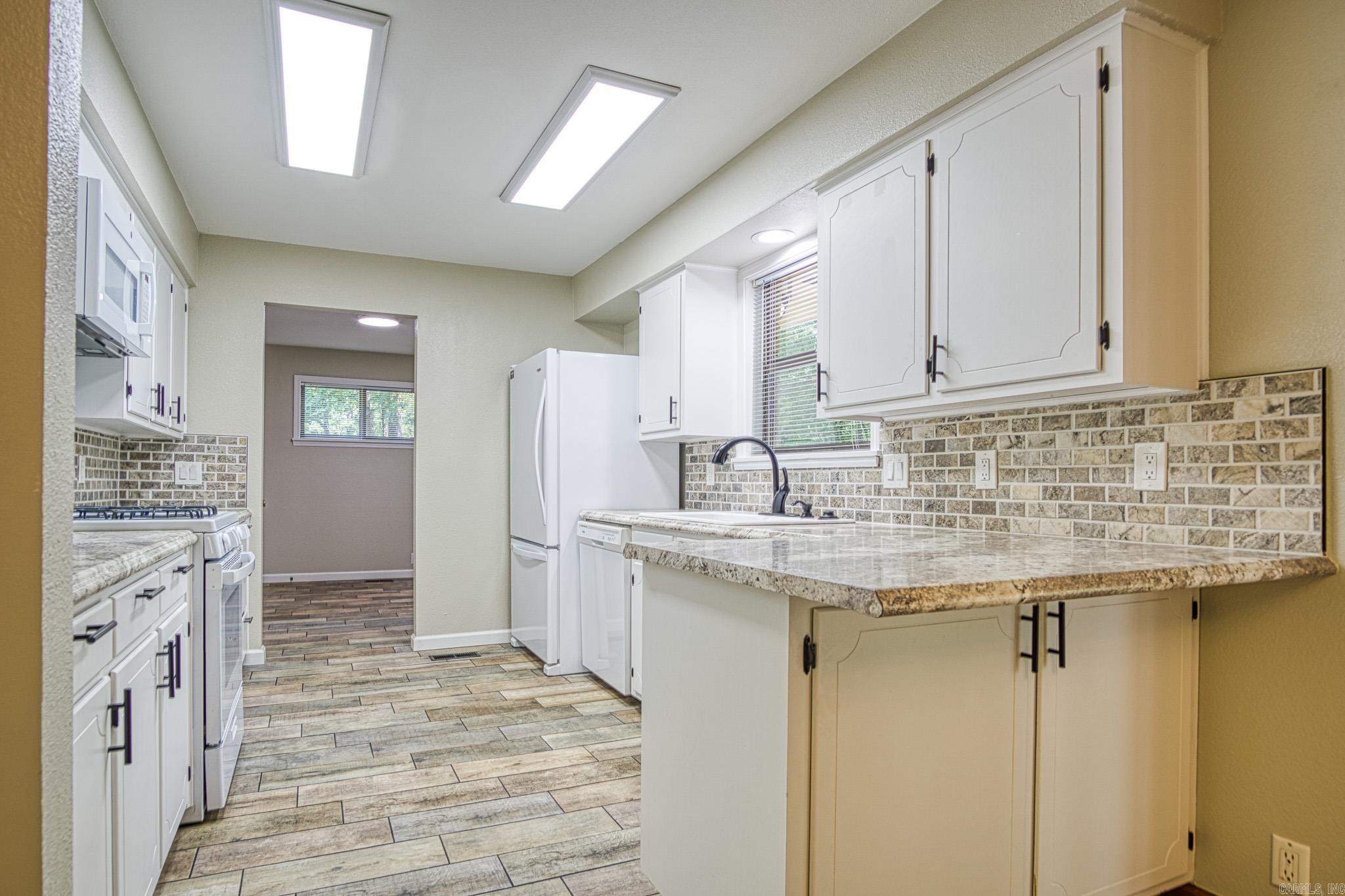 PYRENEES - Residential