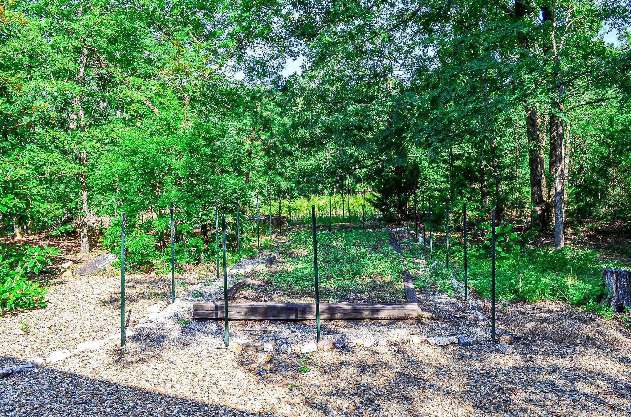 PYRENEES - Residential