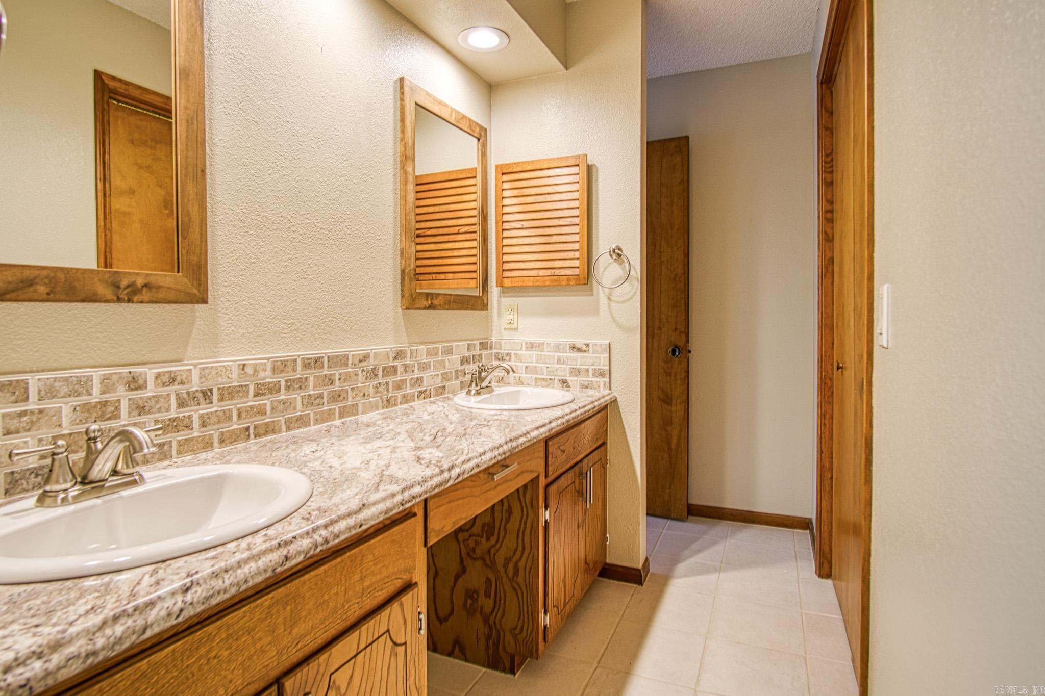 PYRENEES - Residential