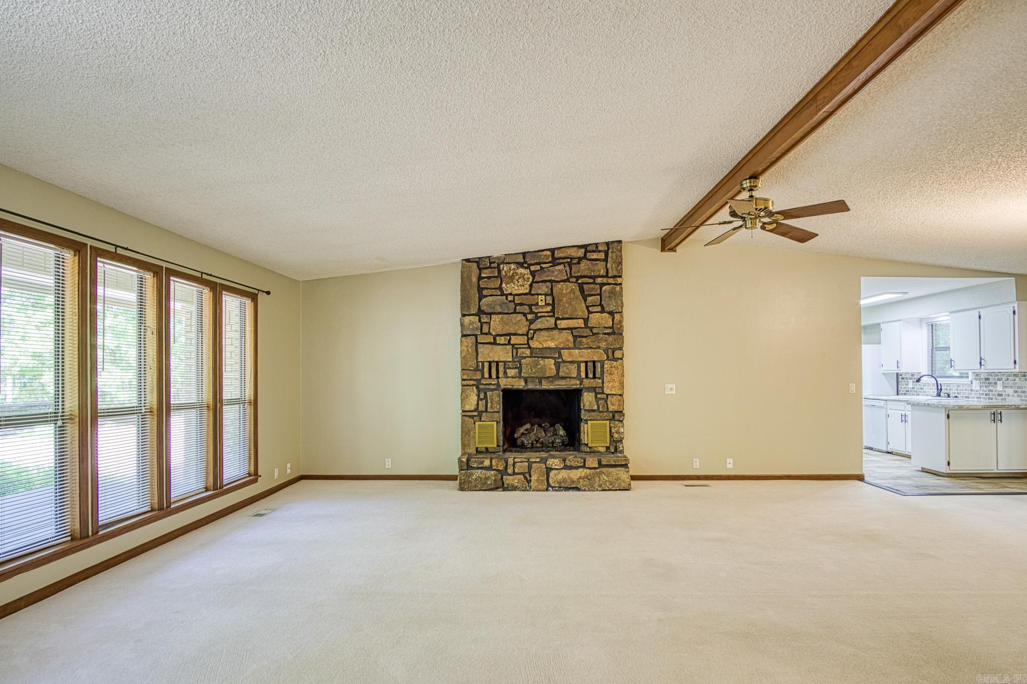 PYRENEES - Residential