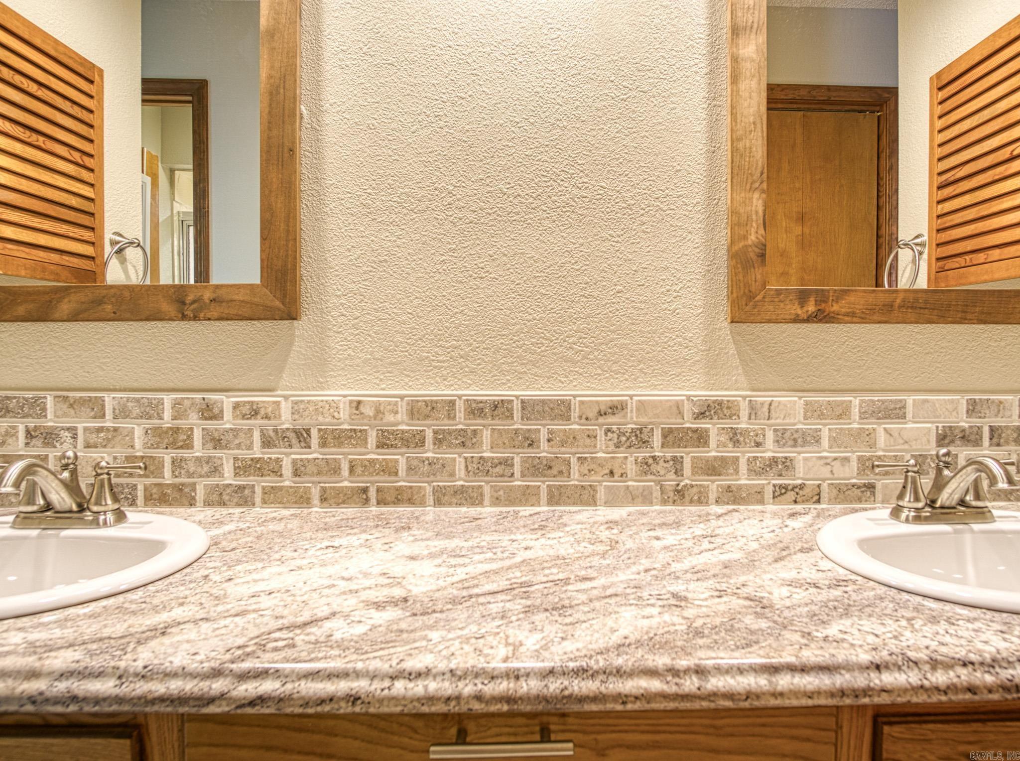 PYRENEES - Residential