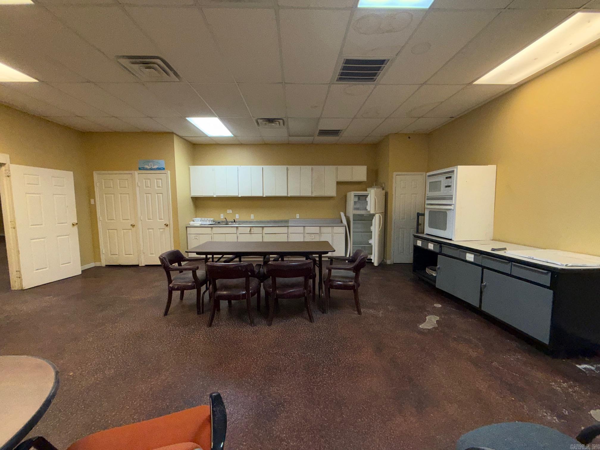 Sunset Acres - Commercial Sale