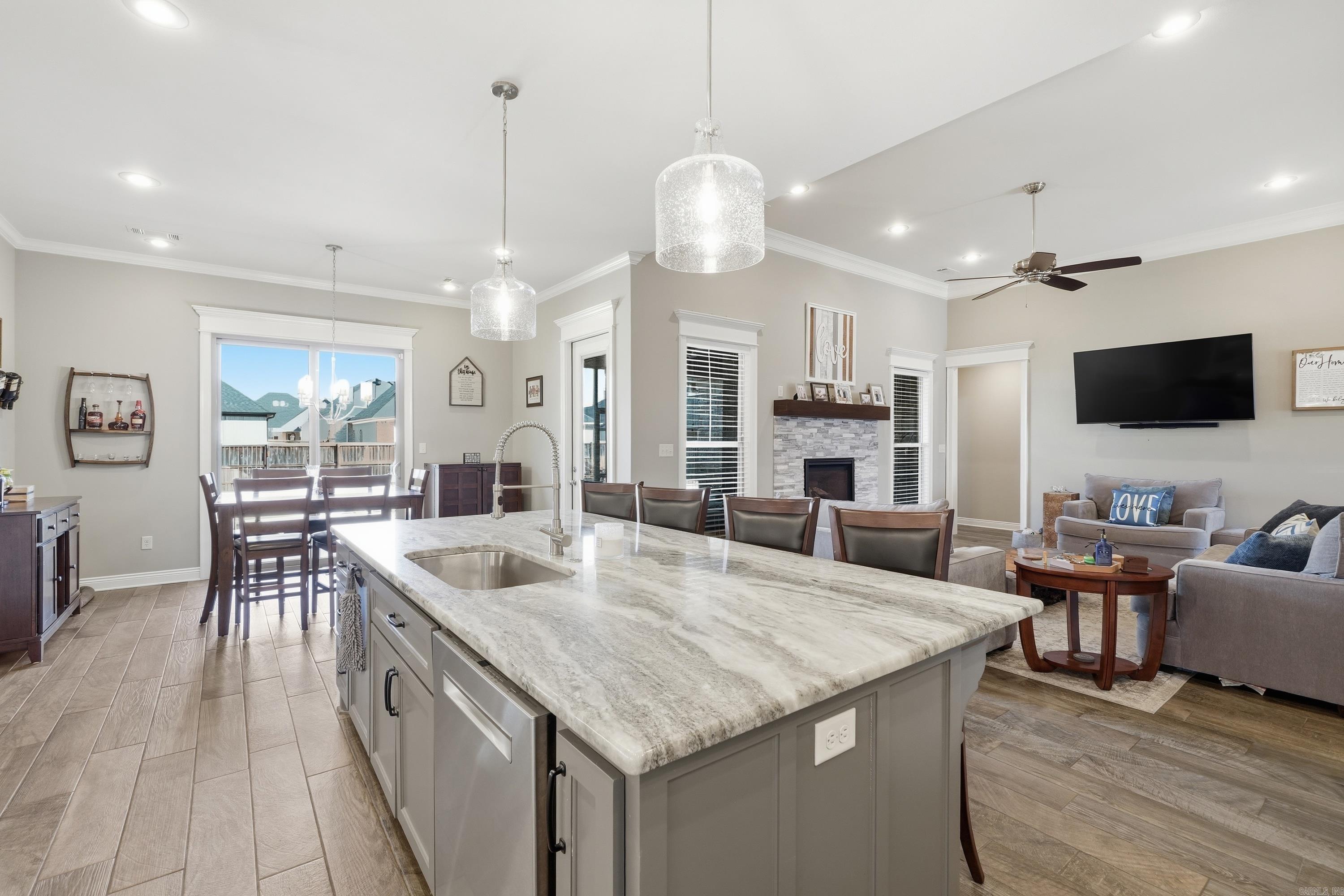 Salem Oaks - Residential