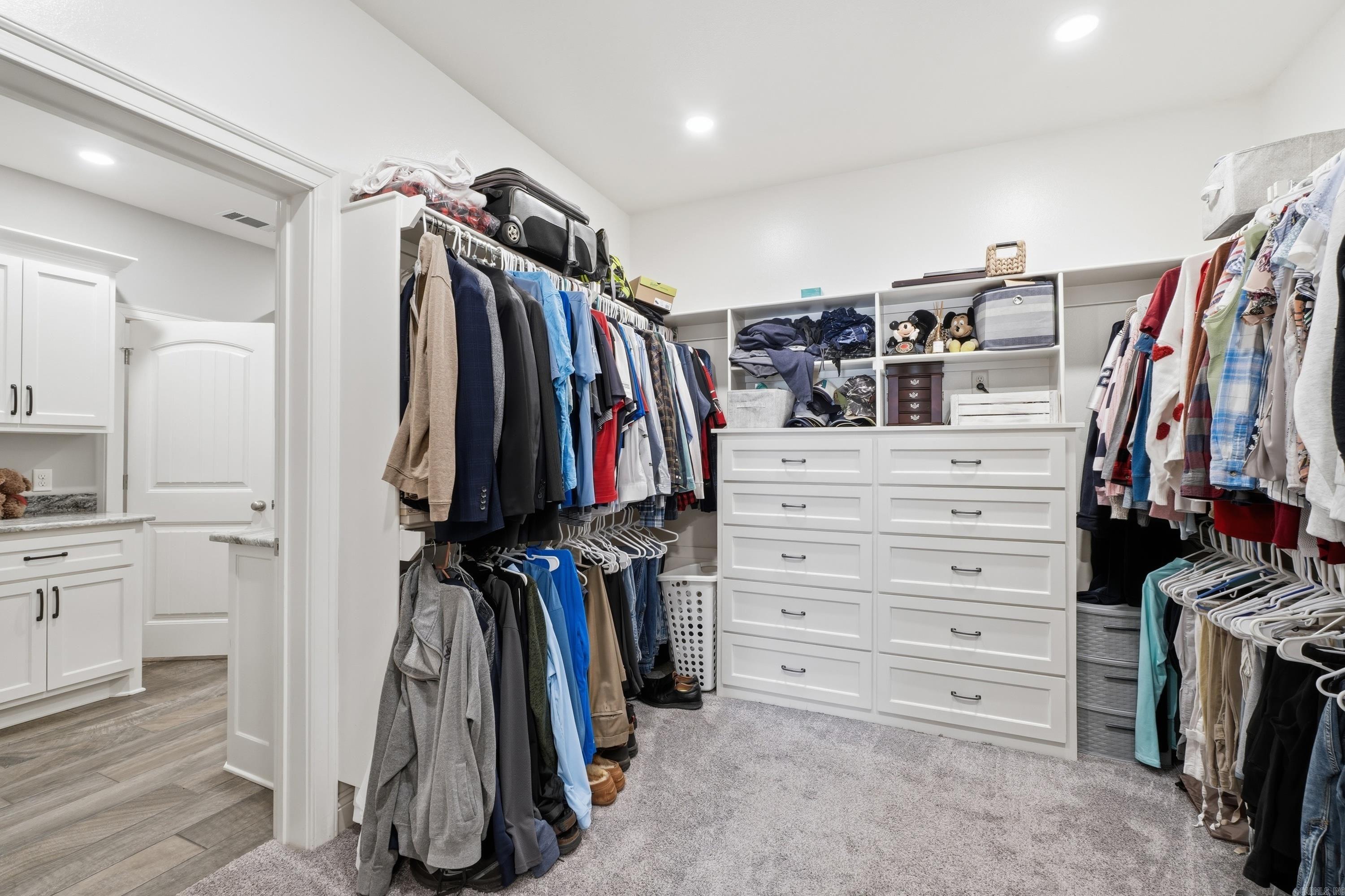 Salem Oaks - Residential