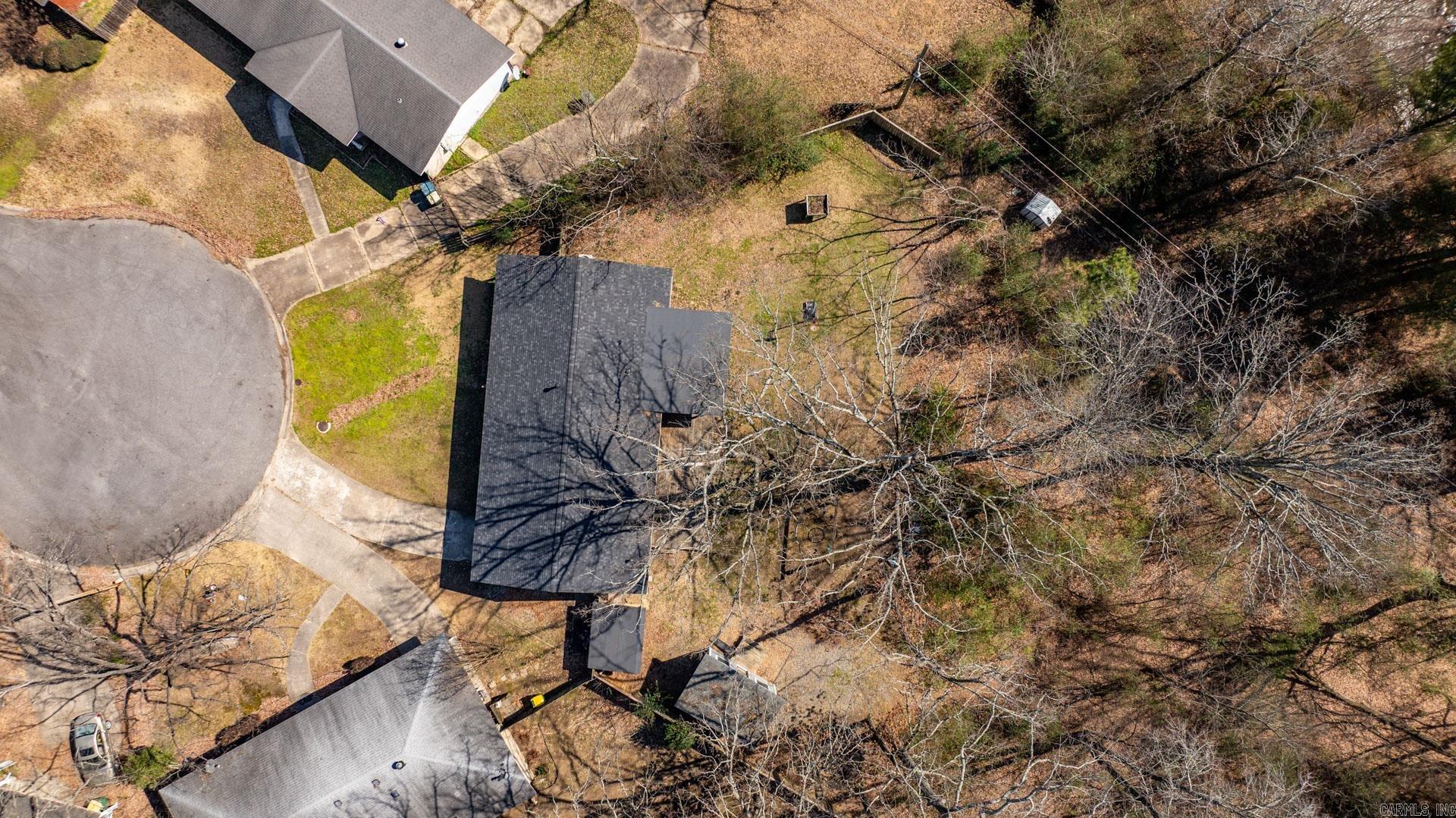 WINDY OAKS - Residential