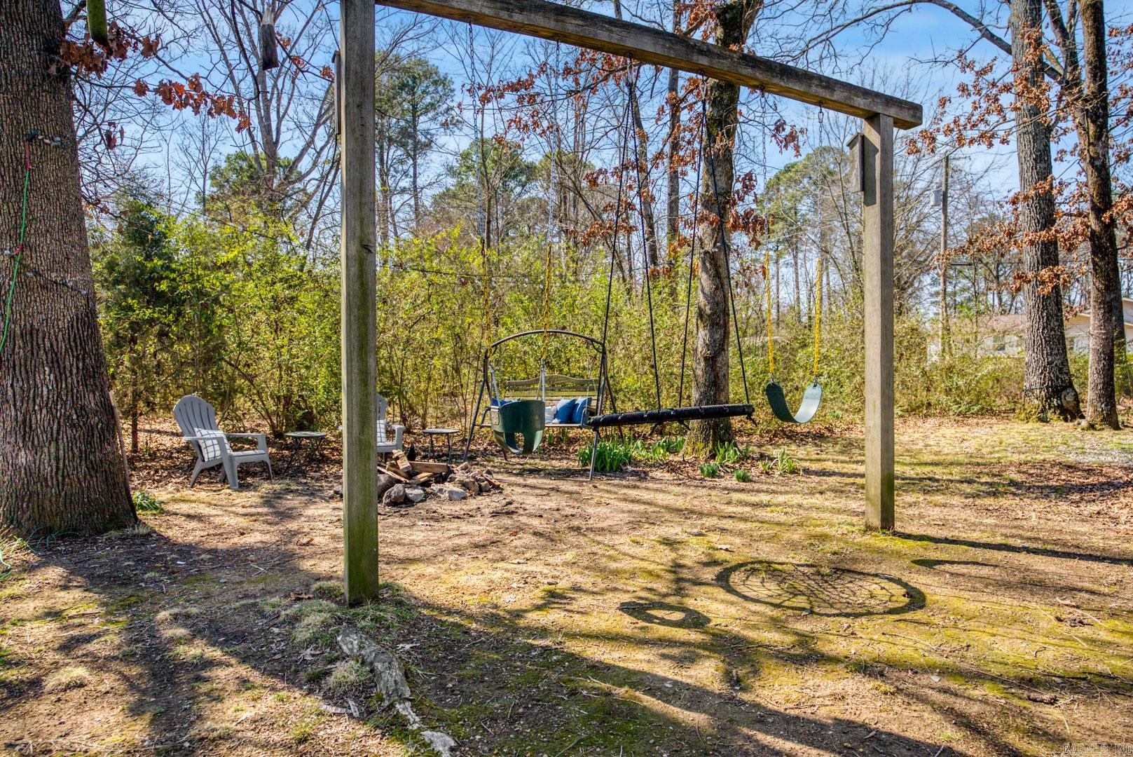 WINDY OAKS - Residential