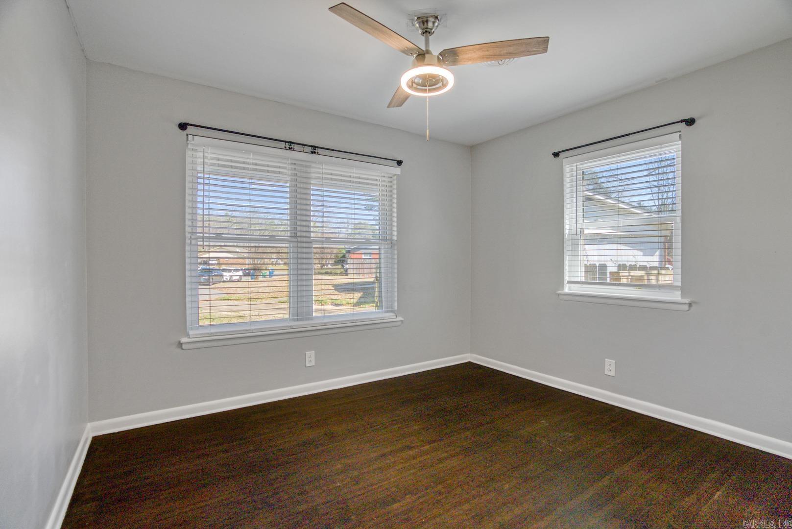 WINDY OAKS - Residential