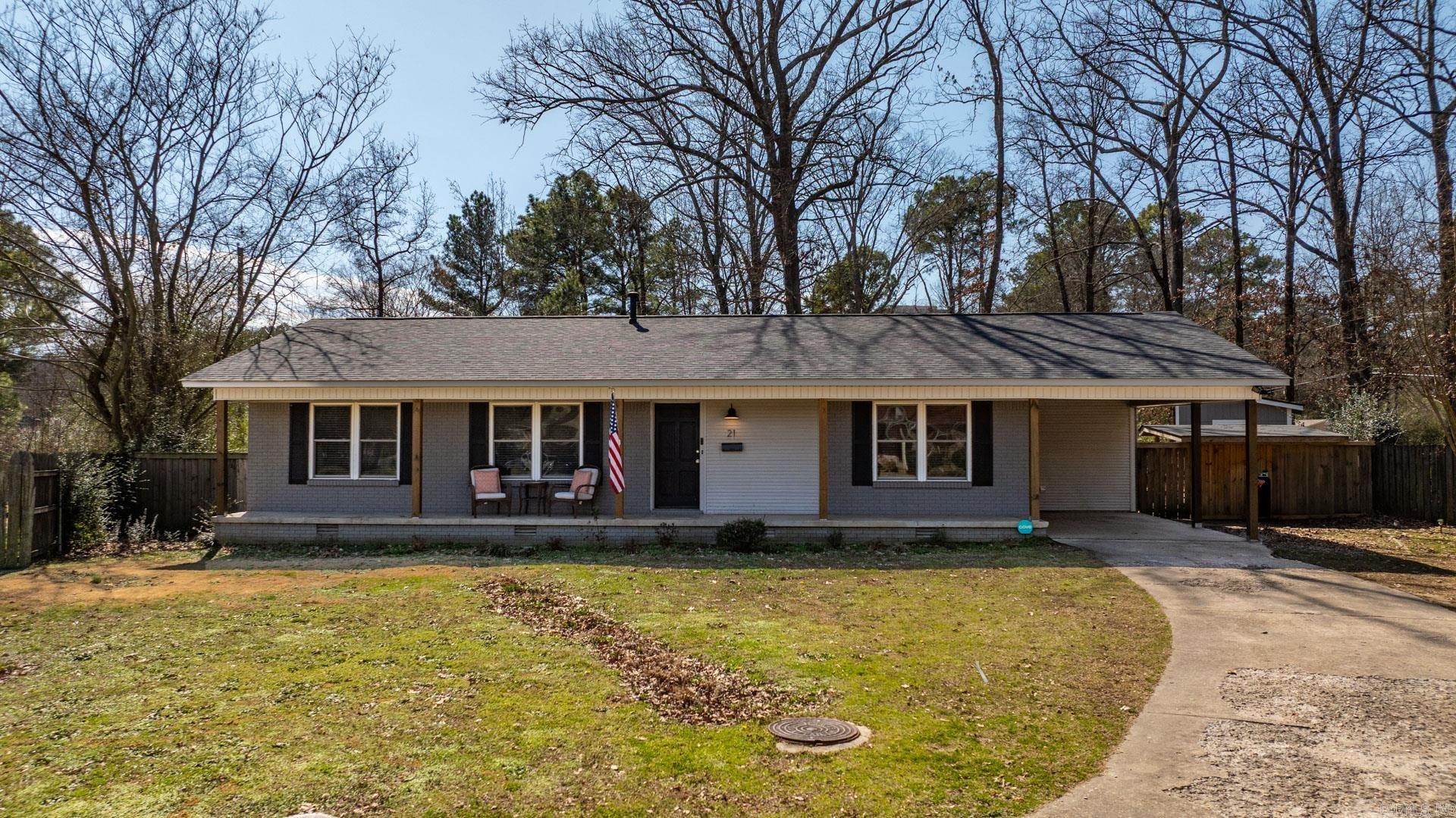 WINDY OAKS - Residential